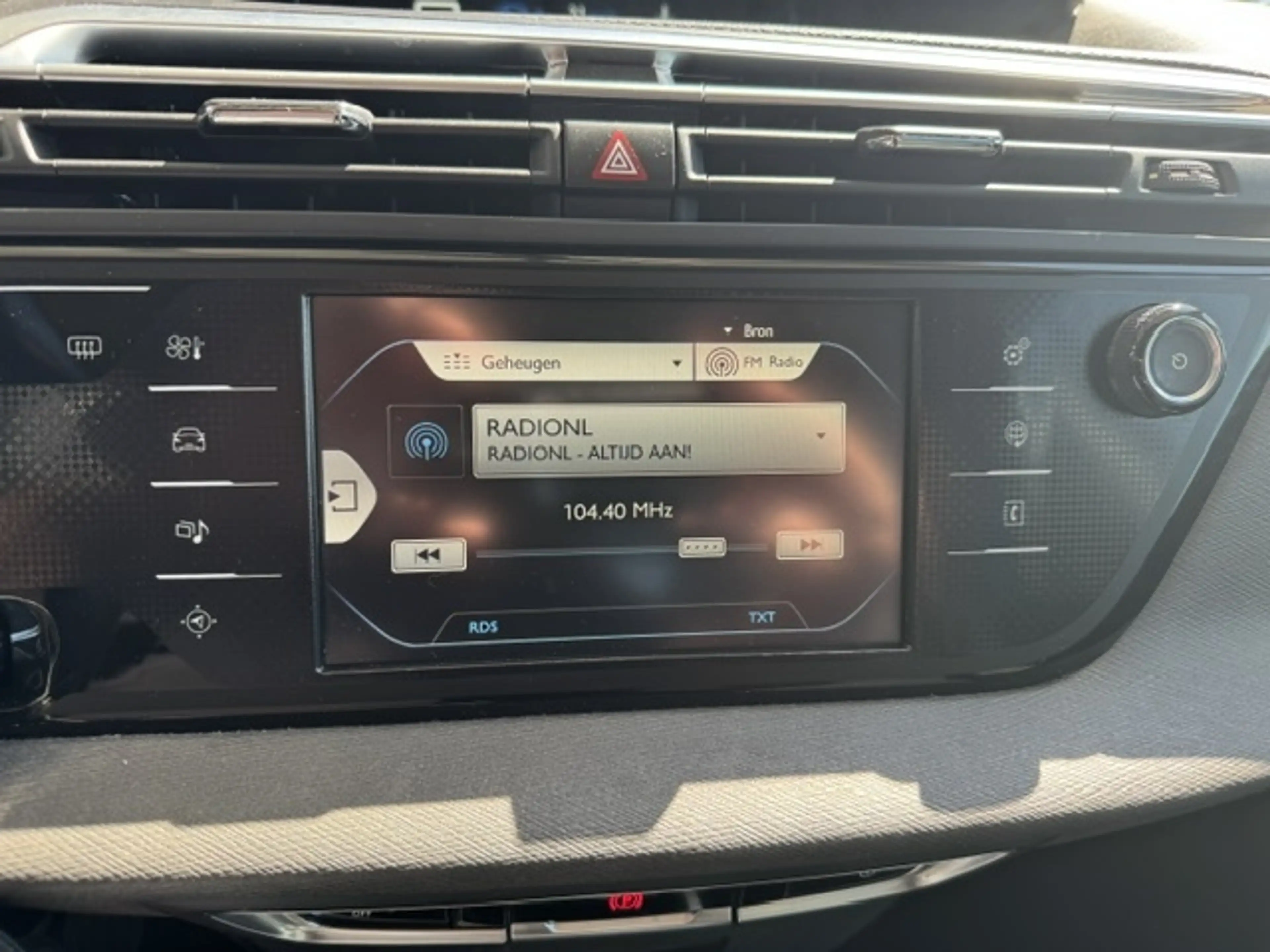 Citroen C4 Picasso 1.2 PT INTENSIVE + ECC/LMV/PDC/NAVi/TREKHAAK — photo 16