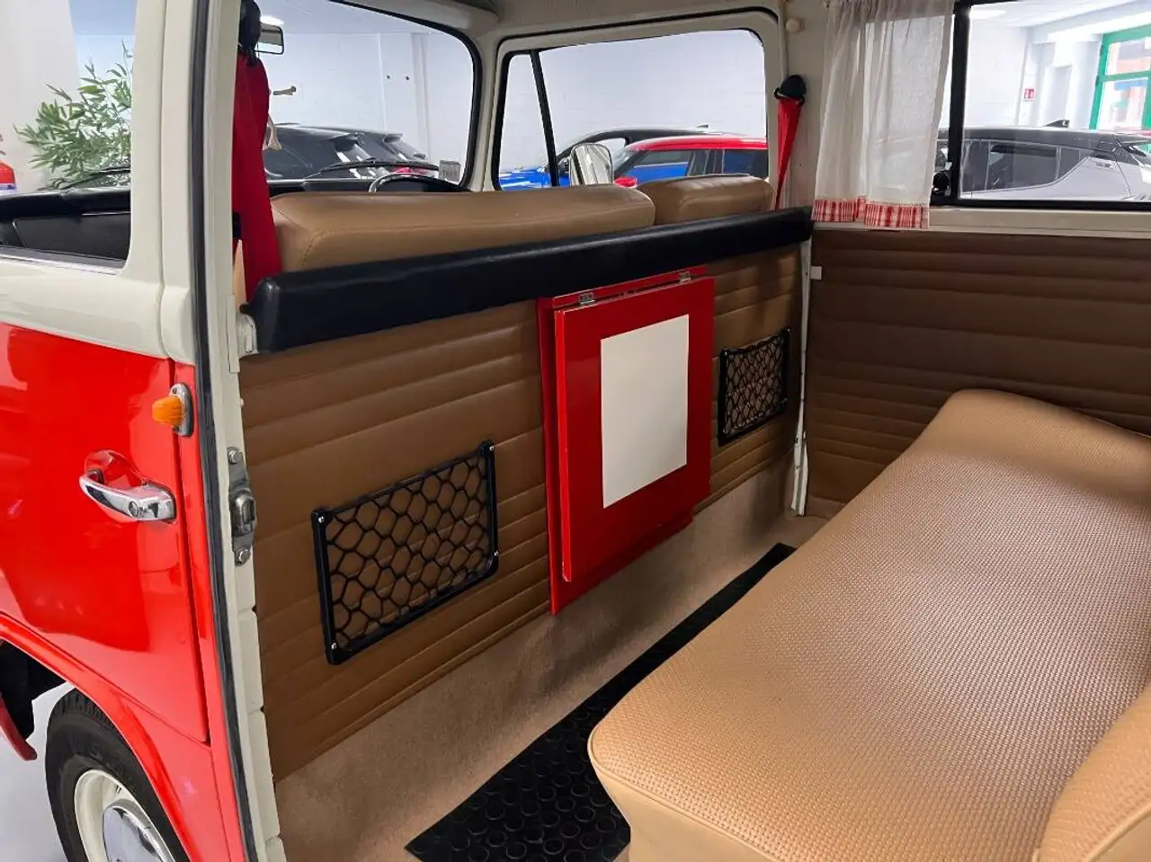 Volkswagen T2 BUS BAYWINDOW 8 POSTI, foto 12