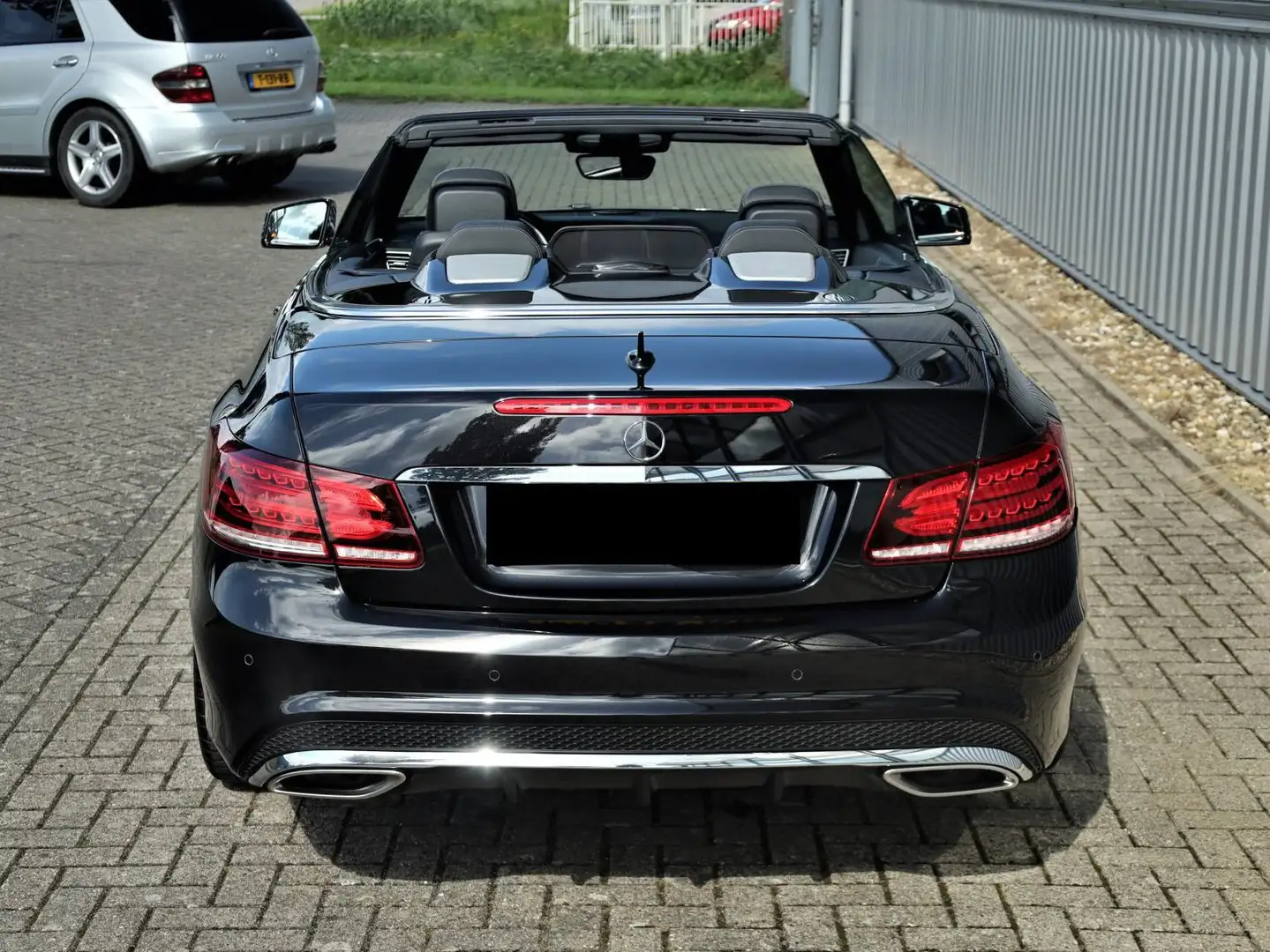 Mercedes-Benz E 500 AMG Black - 2