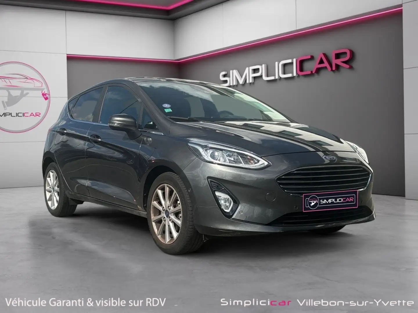 Ford Fiesta Titanium Gris - 1