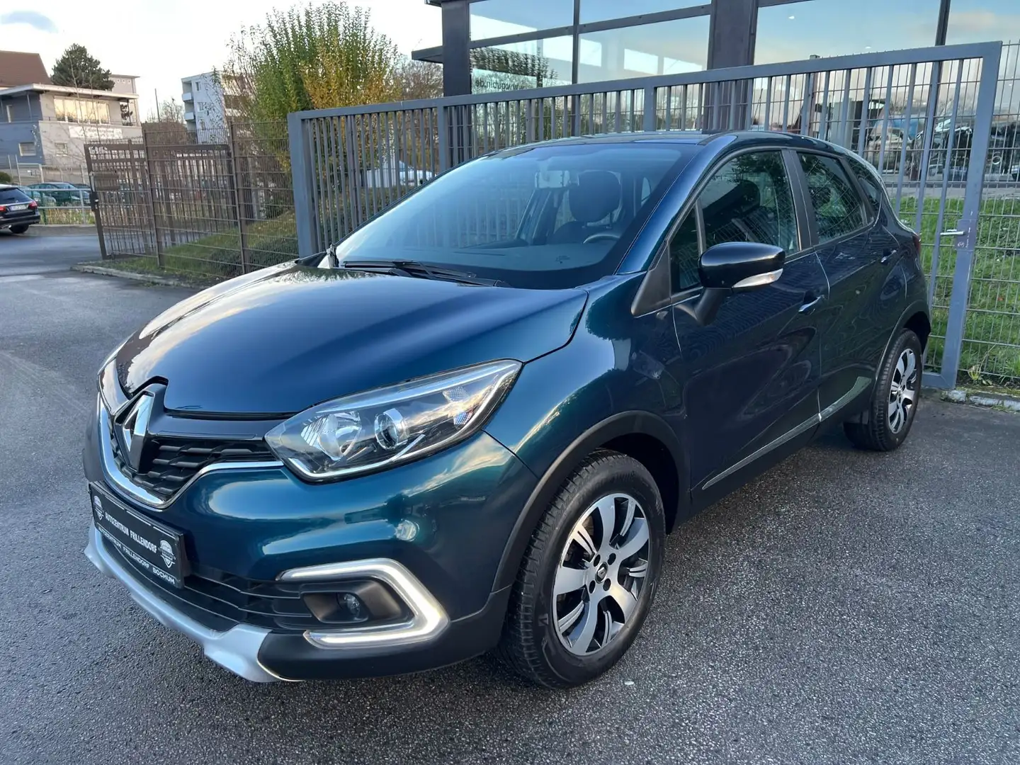 Renault Captur dCi 90 Collection AUTOMATIK/NAVI/KAMERA!! Grün - 1