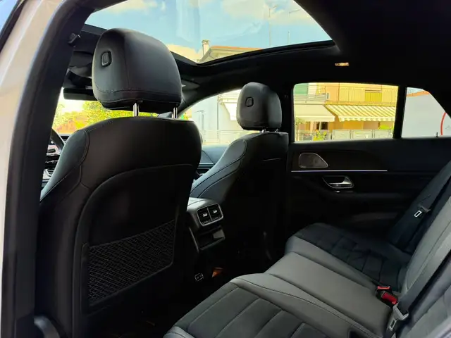 Mercedes-Benz Gle view 13