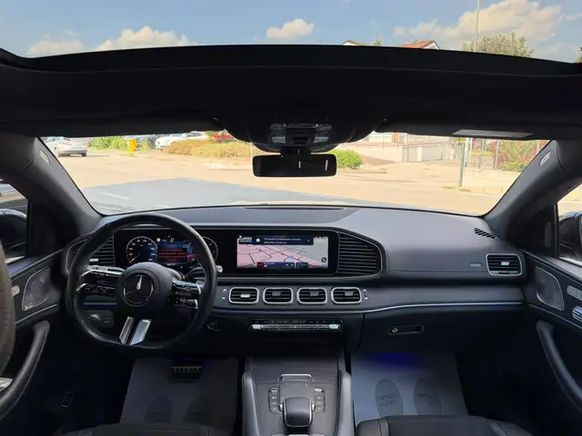 Mercedes-Benz Gle view 9
