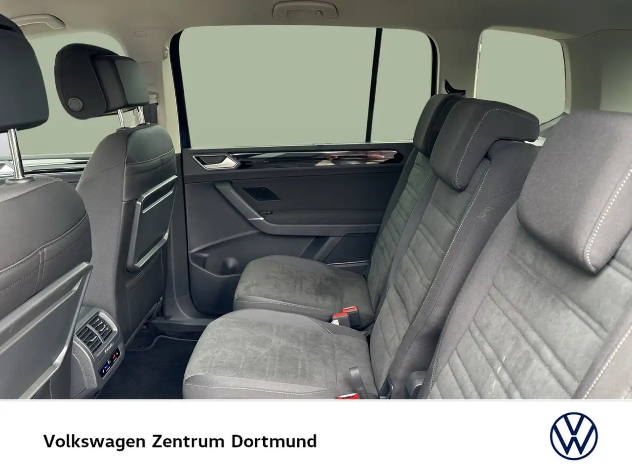 Volkswagen Touran 2.0 HIGHLINE STANDHZ. AHK ACC LM17 NAVI 8