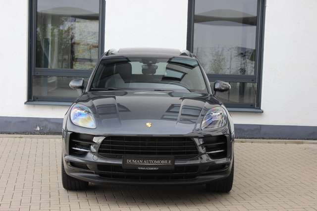 Porsche Macan 2.0 TFSI SPORTPAKET LED PANO 20 ZOLL 1.HD