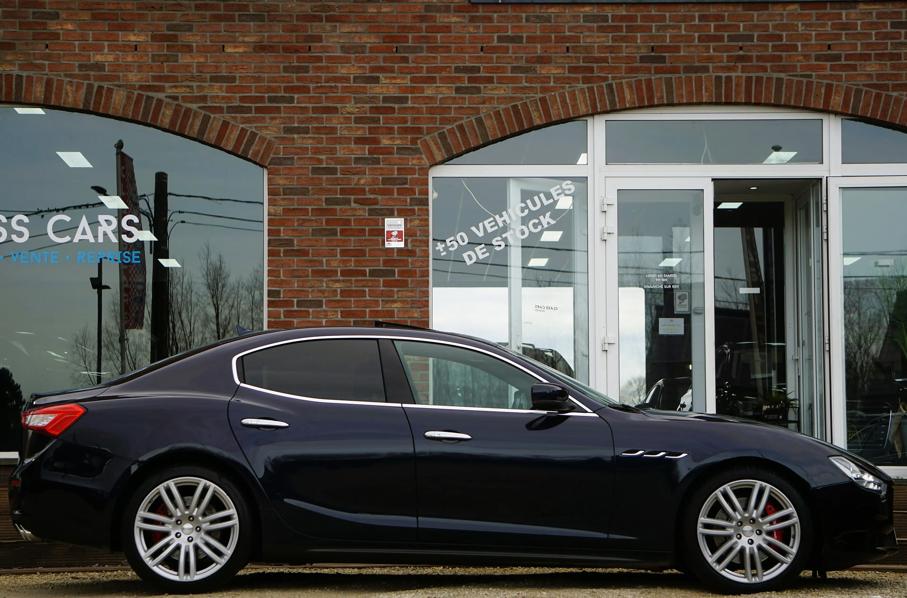 Maserati Ghibli 3.0 d Auto Cam Pdc Xenon Toit Ouvrant Carnet Full — photo 5