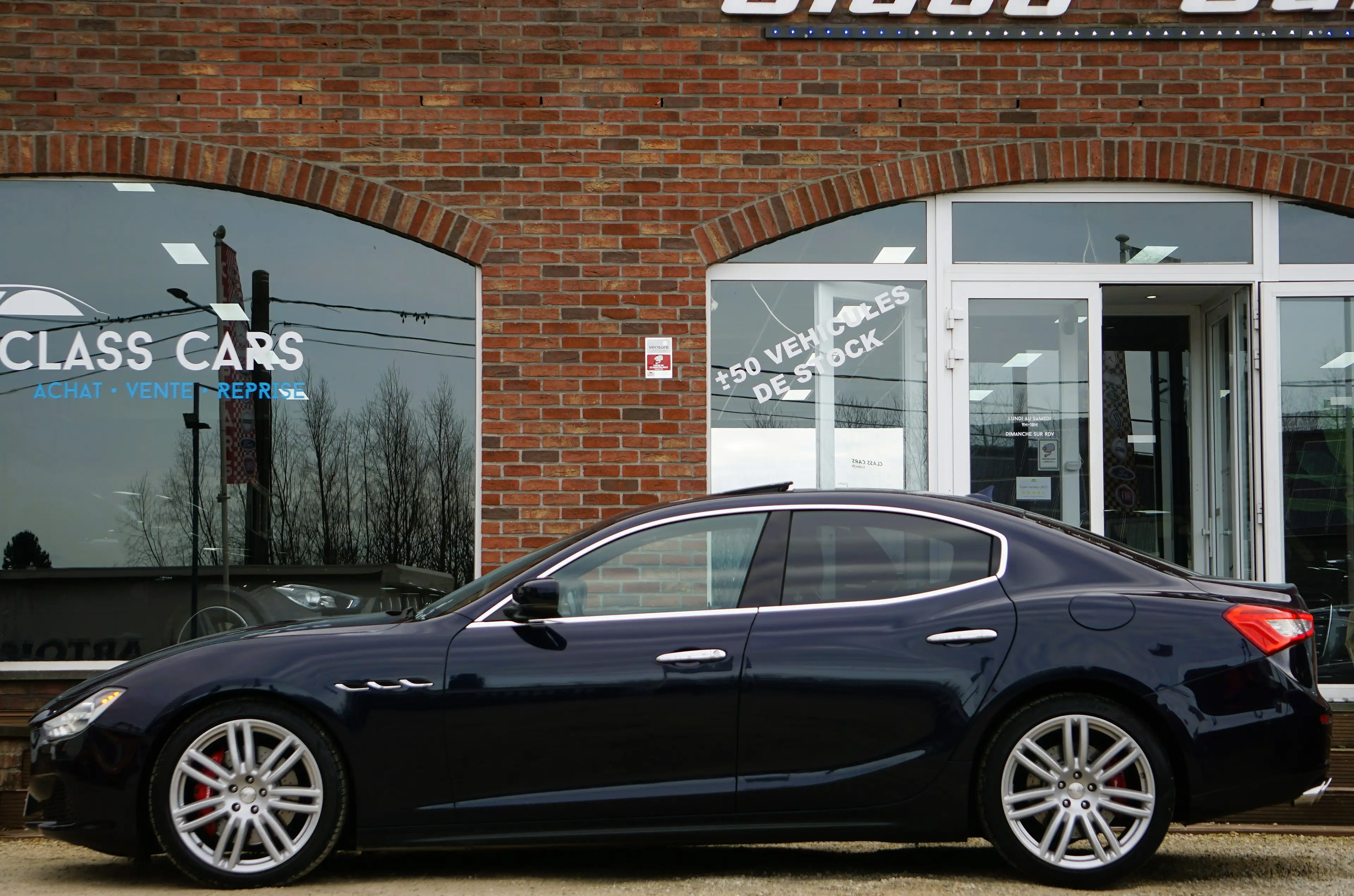 Maserati Ghibli 3.0 d Auto Cam Pdc Xenon Toit Ouvrant Carnet Full — photo 6