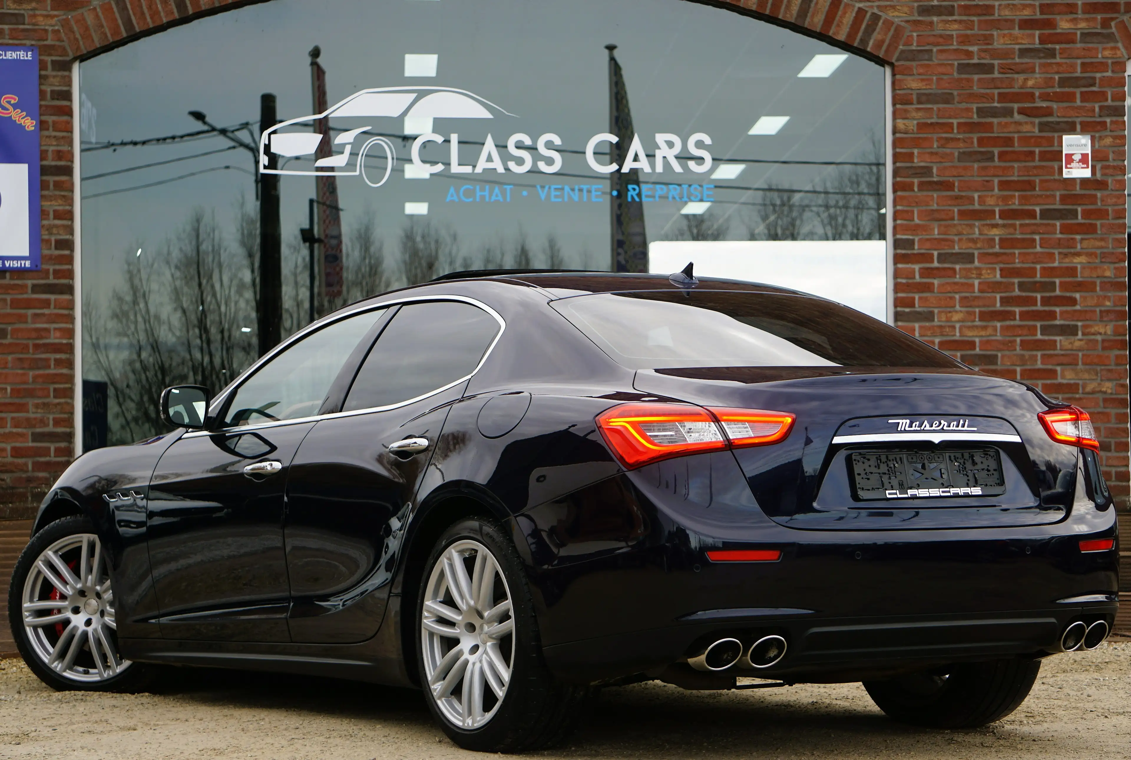 Maserati Ghibli 3.0 d Auto Cam Pdc Xenon Toit Ouvrant Carnet Full — photo 4