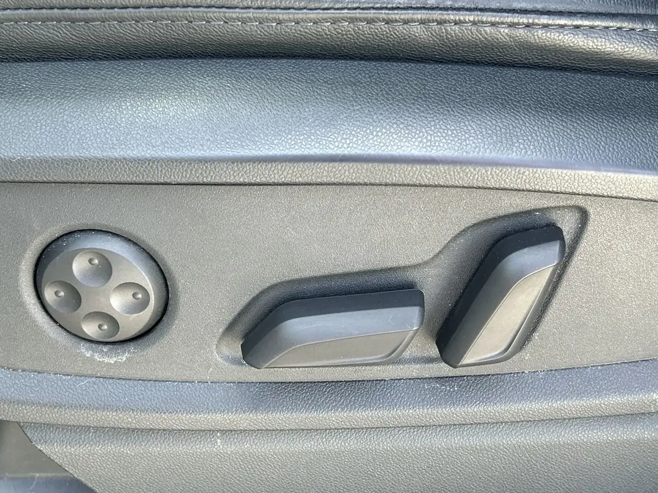 Audi Q5 снимка Audi Q5