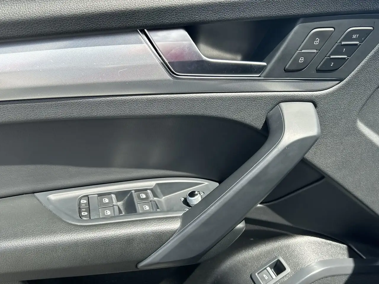 Audi Q5 снимка Audi Q5