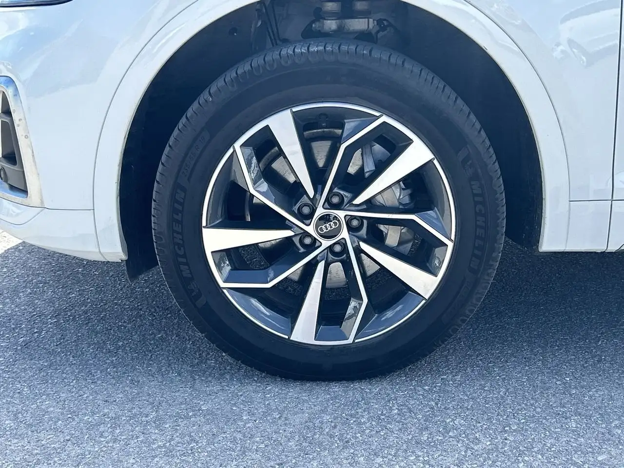 Audi Q5 снимка Audi Q5