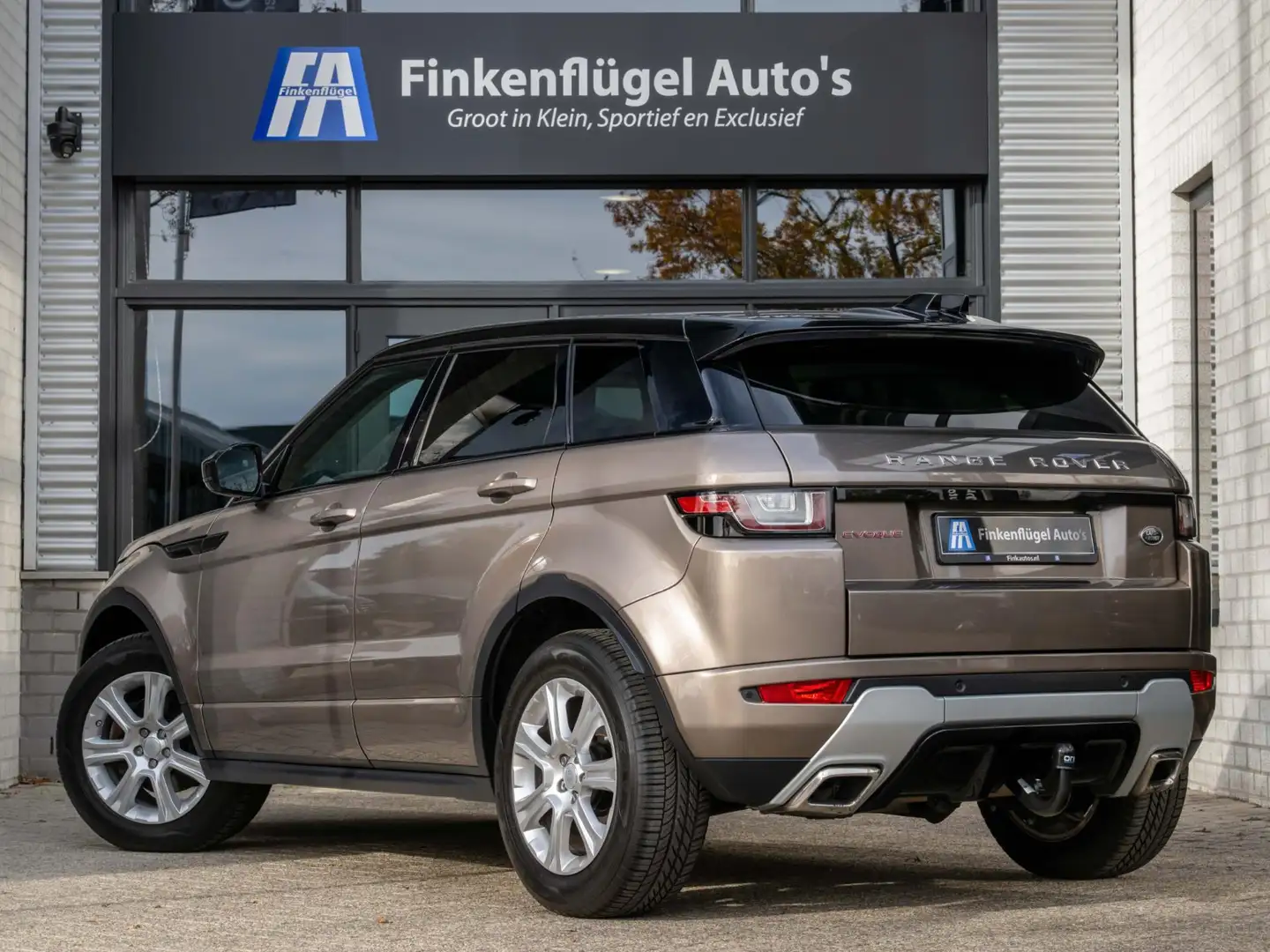 Land Rover Range Rover Evoque 2.0 Si4 HSE Dynamic |Pano |Trekhaak |Meridian |Cam Brun - 2