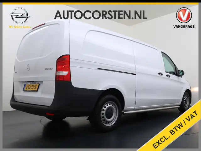 Mercedes-Benz Vito view 5