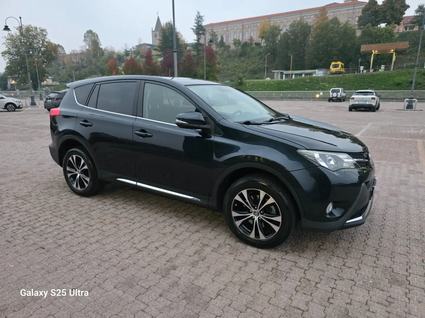 Toyota RAV 4 RAV4 2.0 D-4D 4WD Lounge Gris - 1