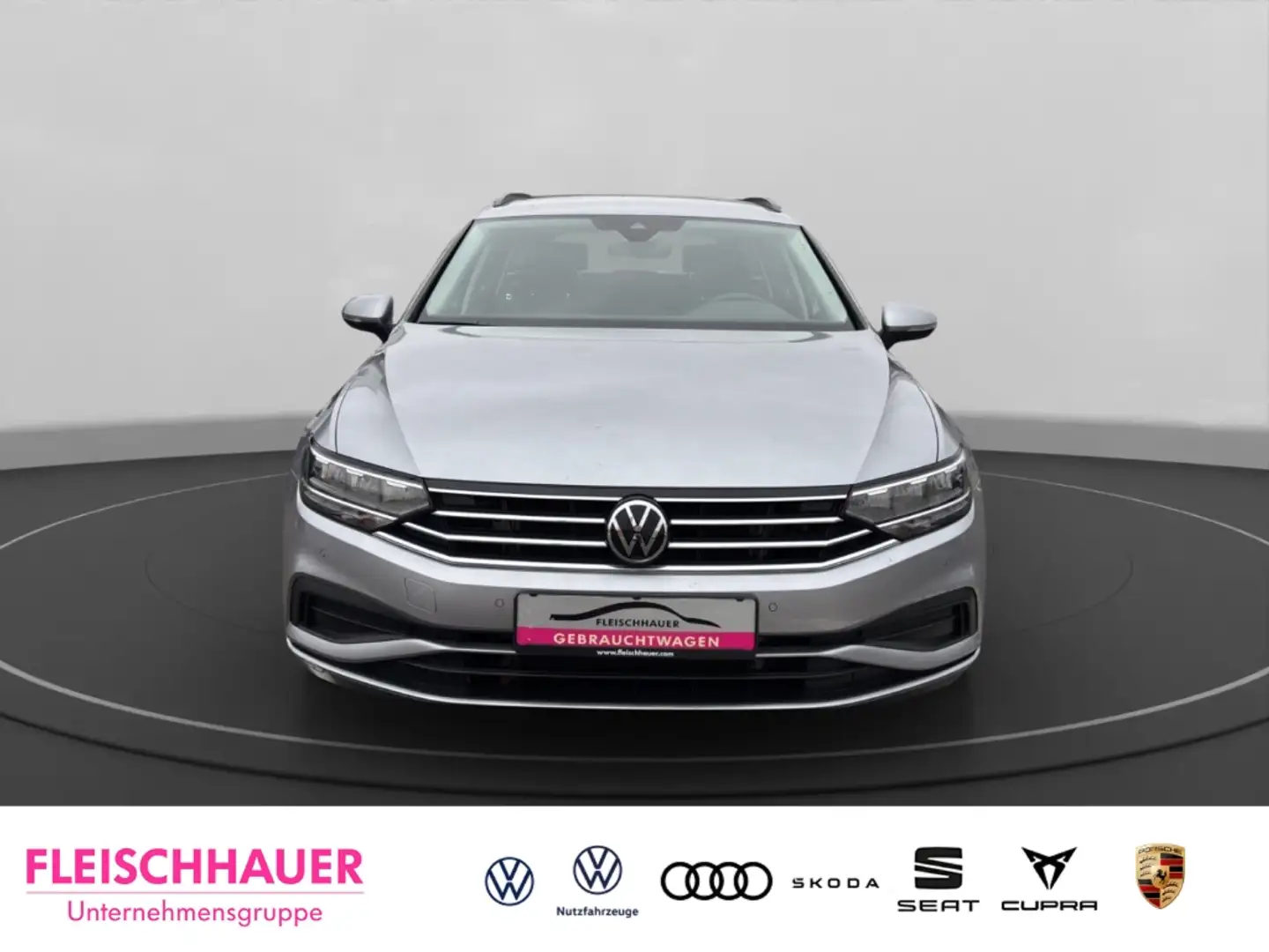 Volkswagen Passat Variant 2.0 TDI Conceptline Navi Kamera LED Silber - 2