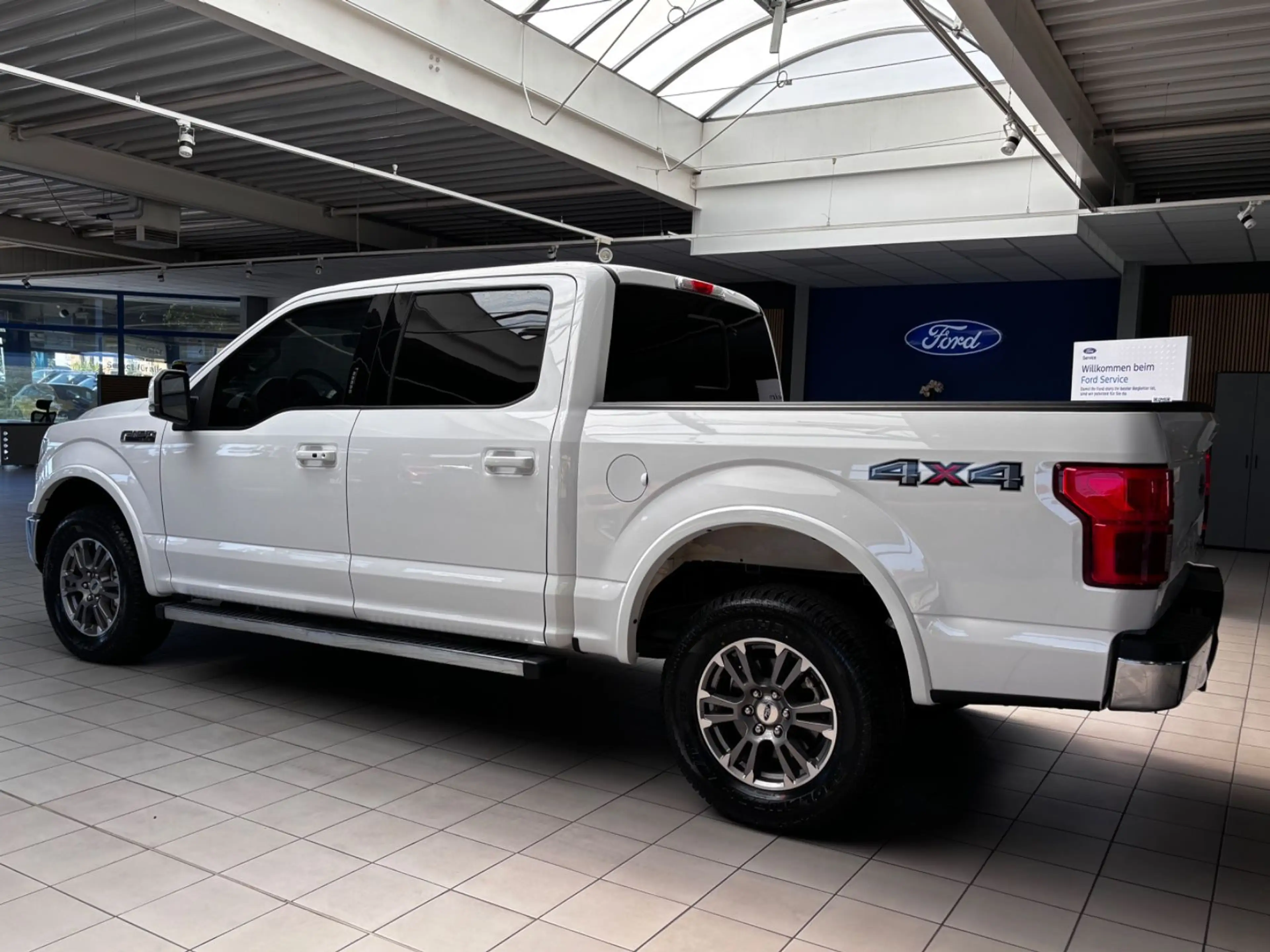 Ford F 150 Lariat 3.5l V6 4x4*Klima*Sitzklima*Memory* — photo 9