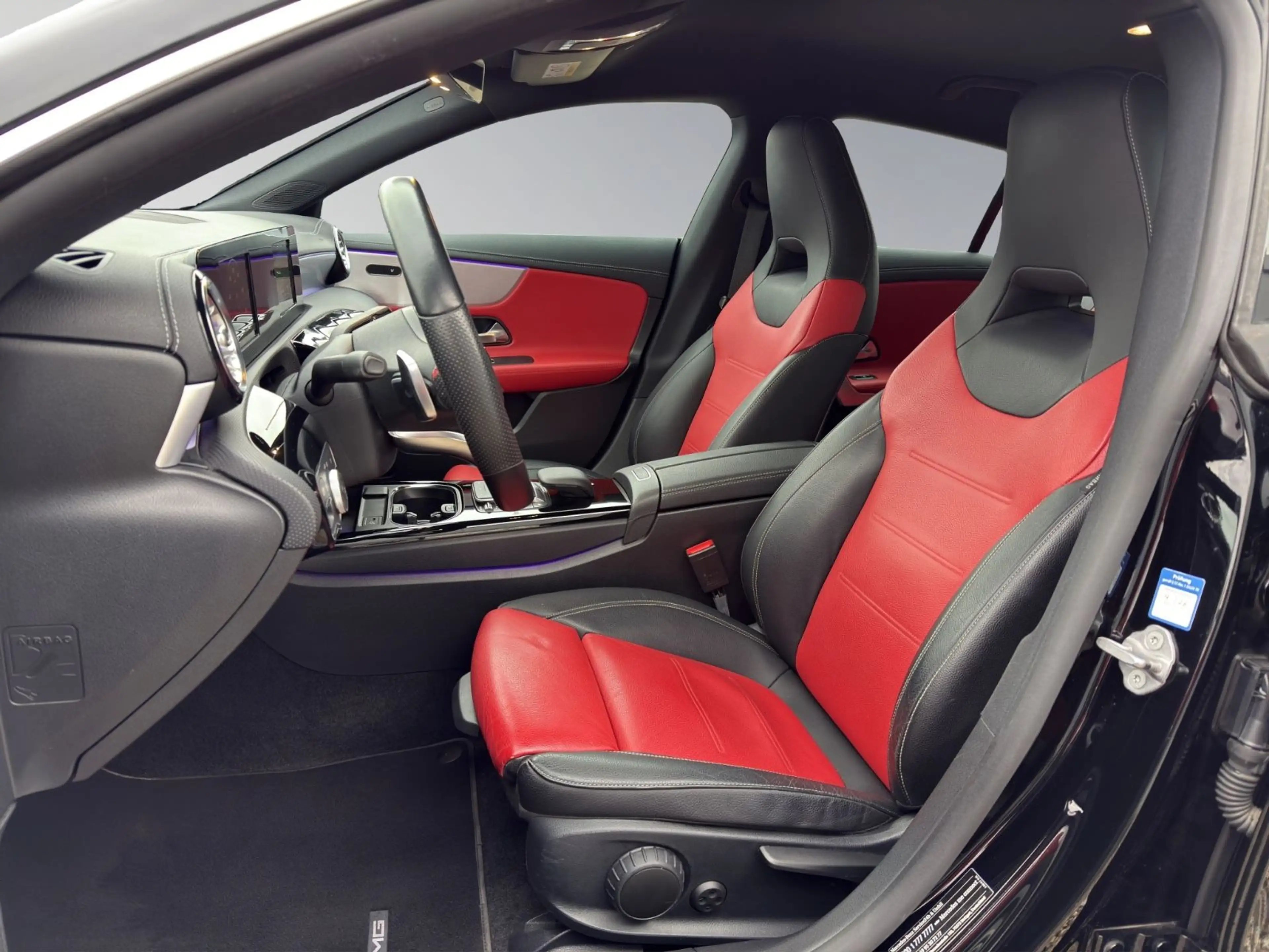 Mercedes-Benz CLA 200 CLA 200 AMG Shooting Brake MwSt. KAM LED AHK 1.H — photo 11
