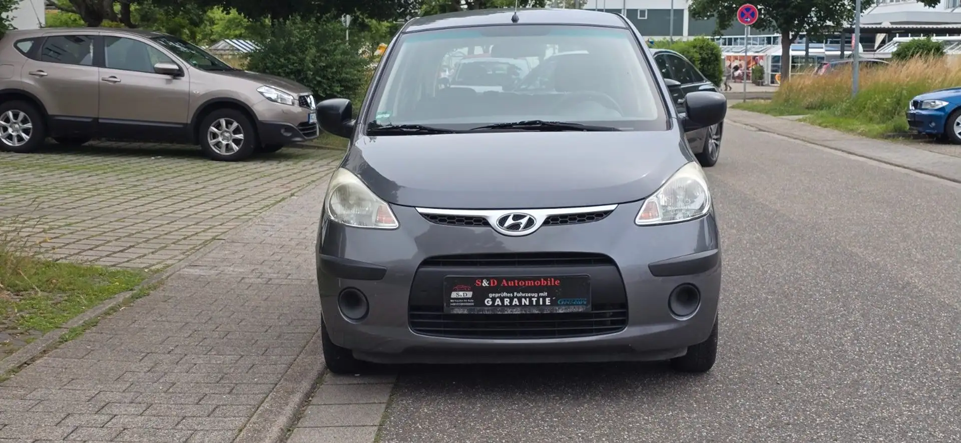 Hyundai i10 Style Gris - 2