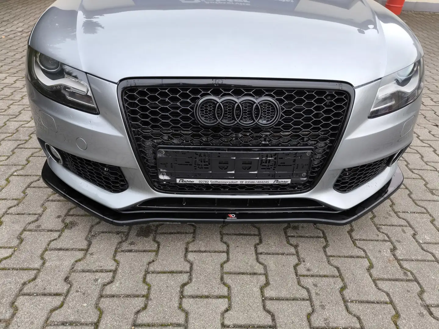 Audi A4 S line Sportpaket / plus Grau - 2