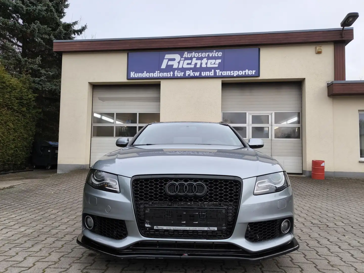 Audi A4 S line Sportpaket / plus Grau - 1