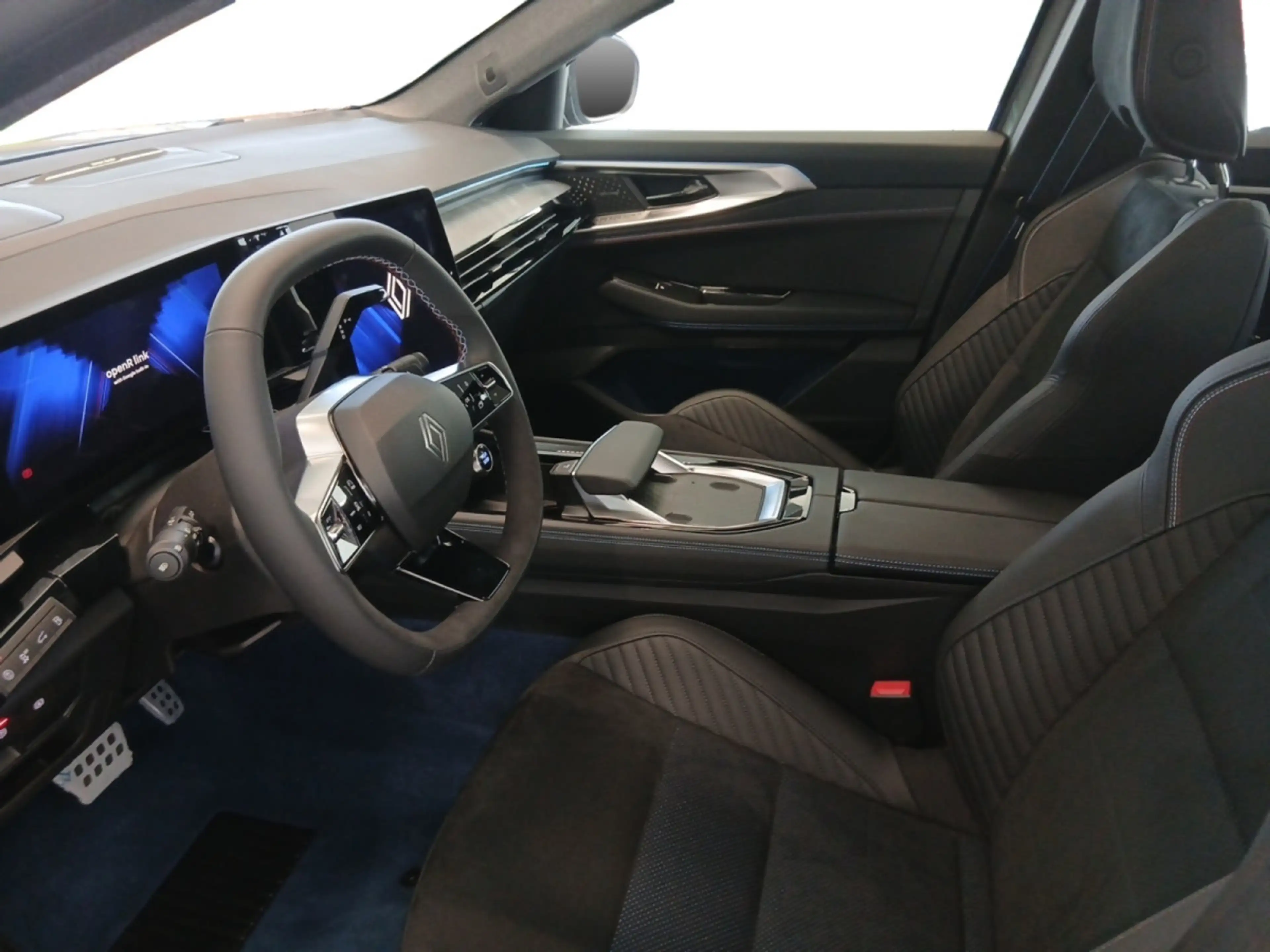 Renault Rafale 1.2 E-Tech Esprit Alpine E-Tech 4x4 plug-in hybrid — photo 5