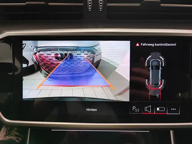 Audi A6 view 17