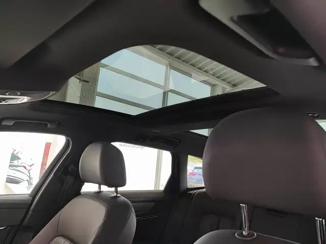 Audi A6 view 10
