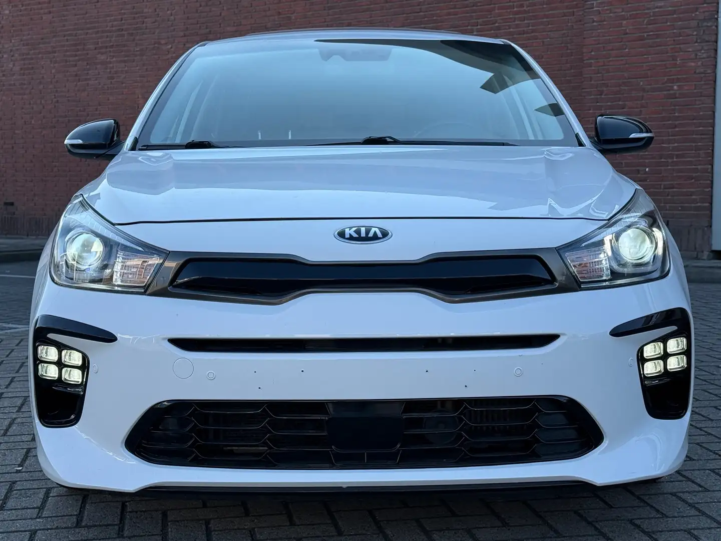 Kia Rio 1.0 TGDI GT|AUTOMAAT|PANNO|LED|FULL-OPTIONS Weiß - 2