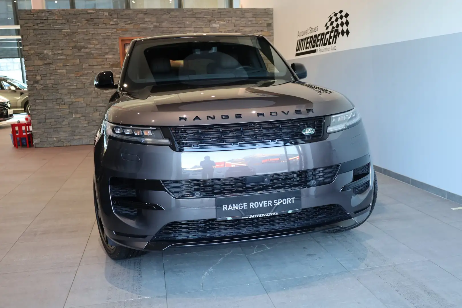 Land Rover Range Rover Sport P460e Dynamic HSE 3.0 PHEV Grau - 2