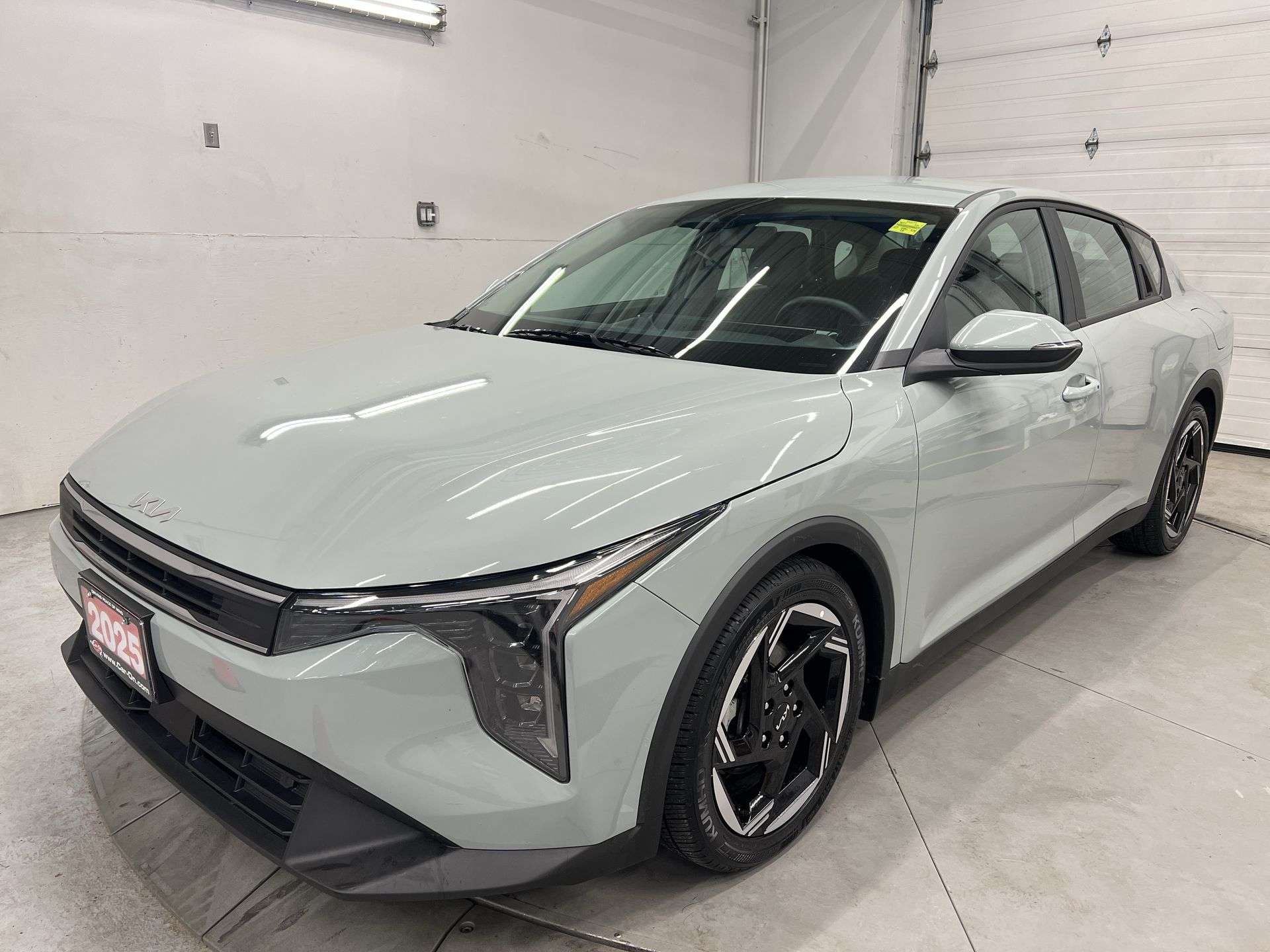Gray 2025 Kia K4 Sedan Front-Wheel Drive Automatic