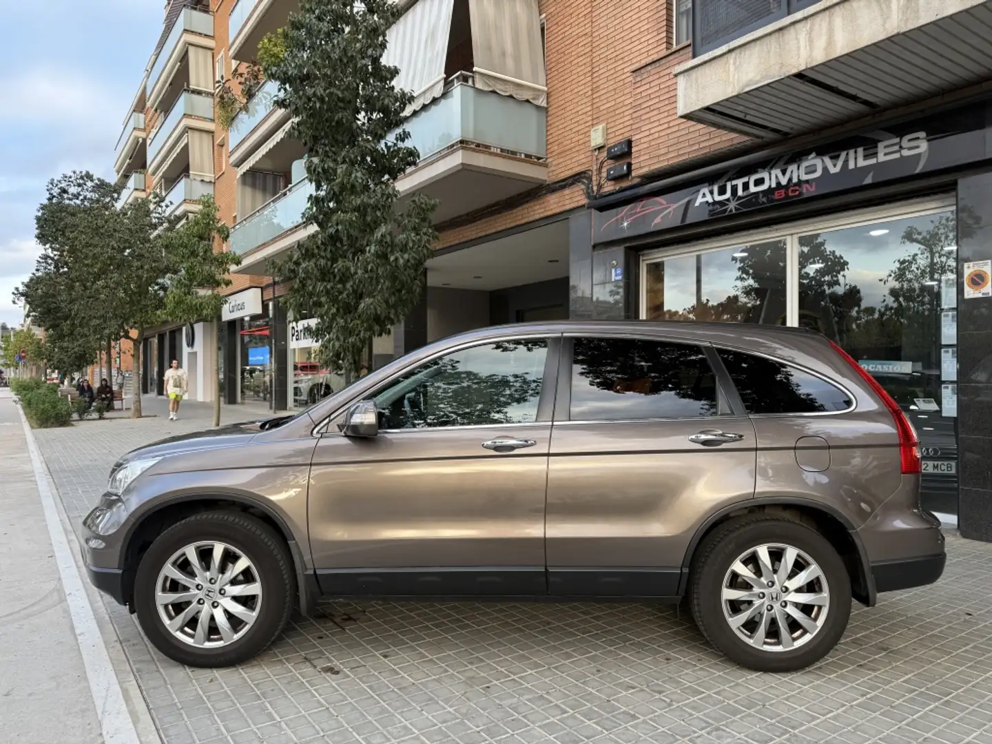 Honda CR-V 2.0i-VTEC Lifestyle Marrón - 2