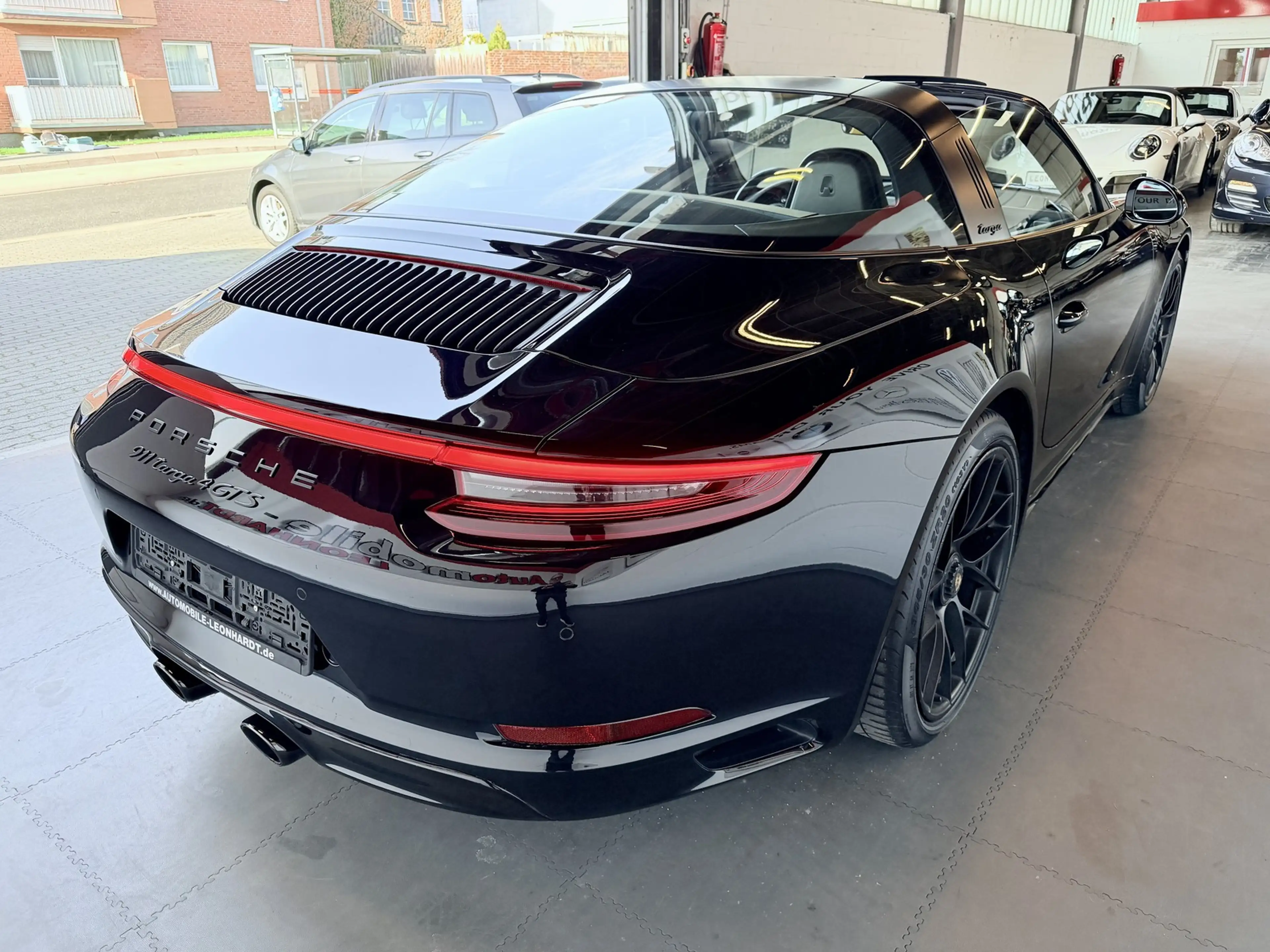 Porsche 911 991.2 Targa 4 GTS *Approved 01/27*1Hd*Carbon — photo 6