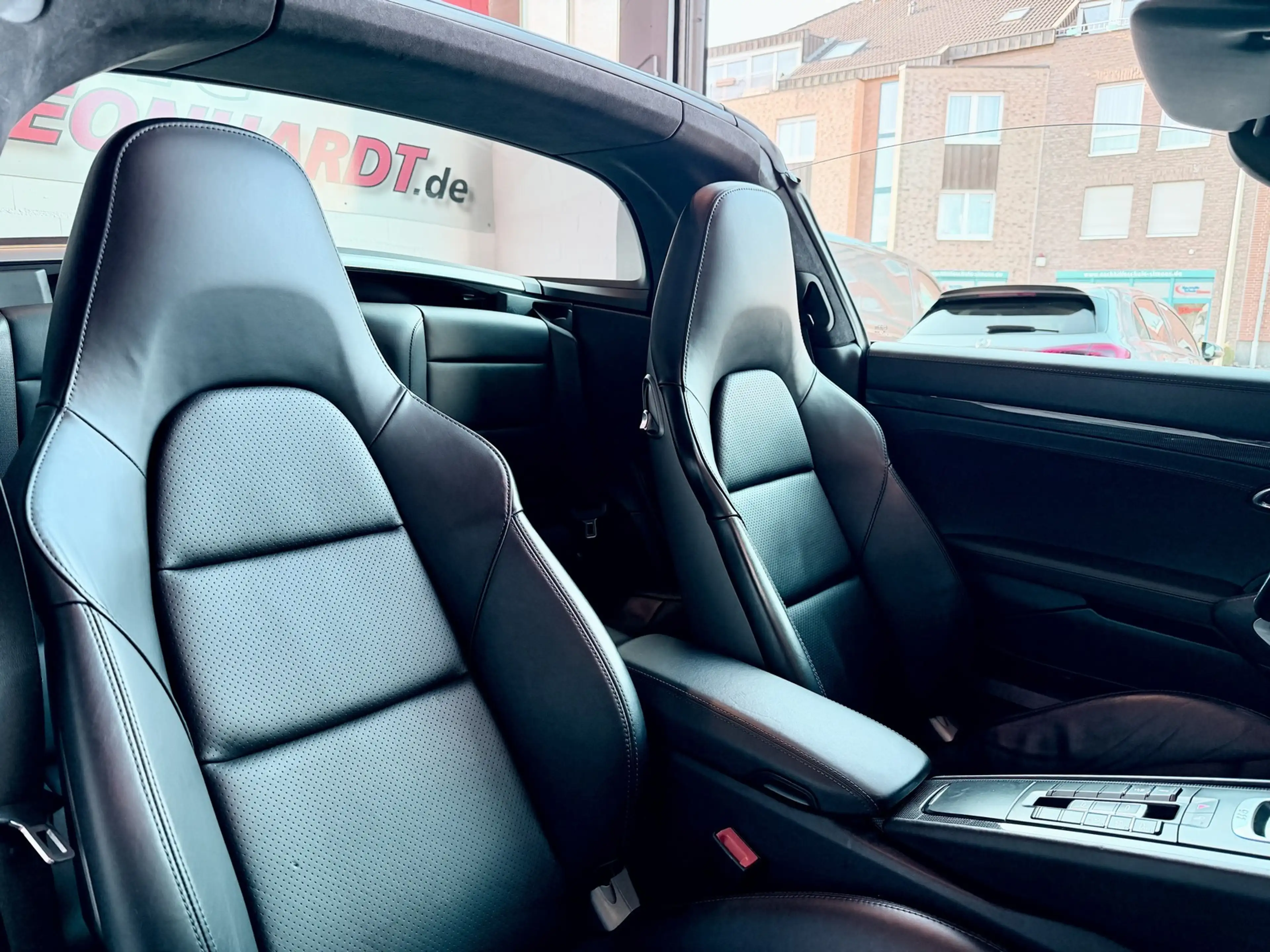 Porsche 911 991.2 Targa 4 GTS *Approved 01/27*1Hd*Carbon — photo 13