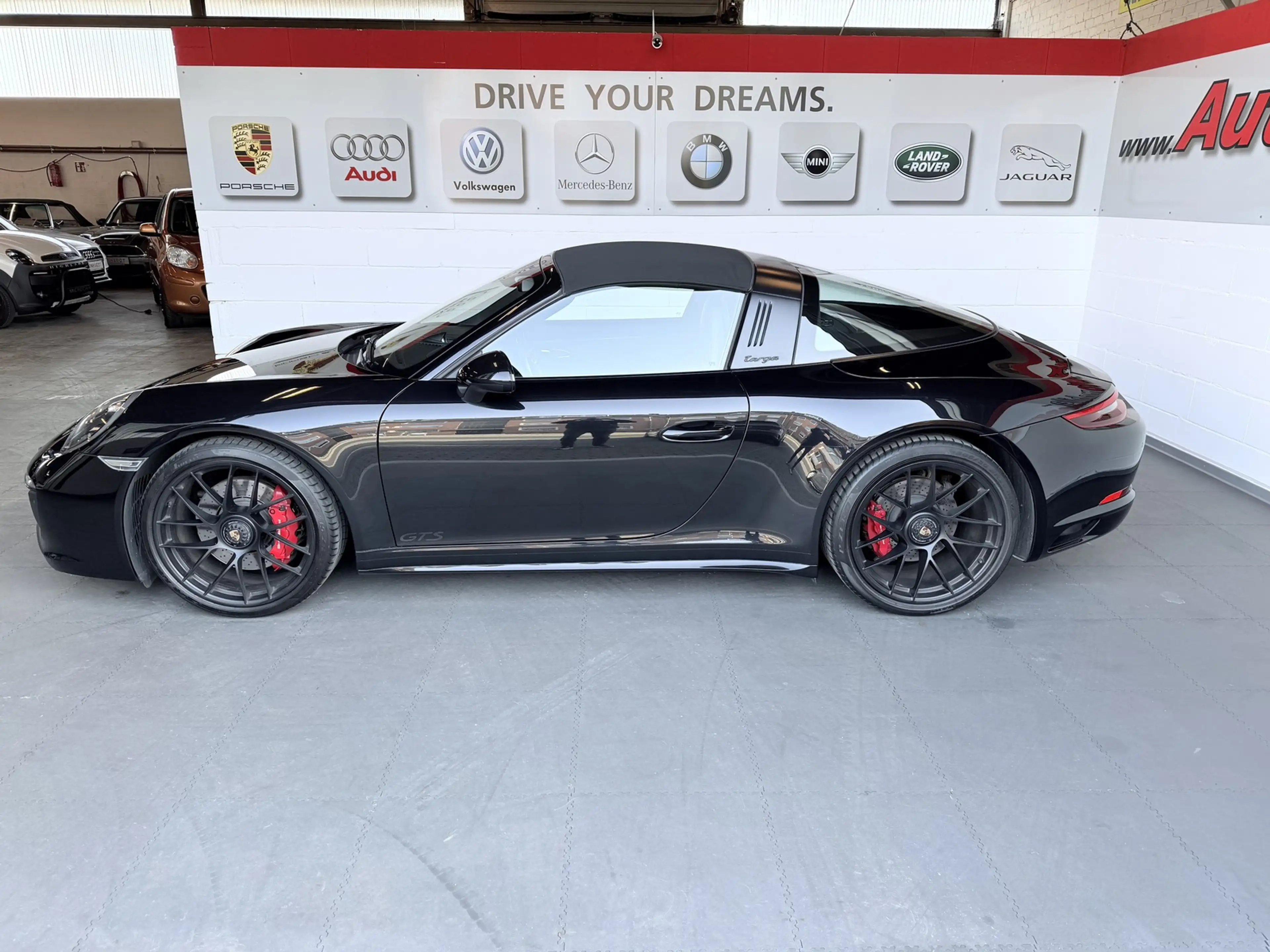 Porsche 911 991.2 Targa 4 GTS *Approved 01/27*1Hd*Carbon — photo 2