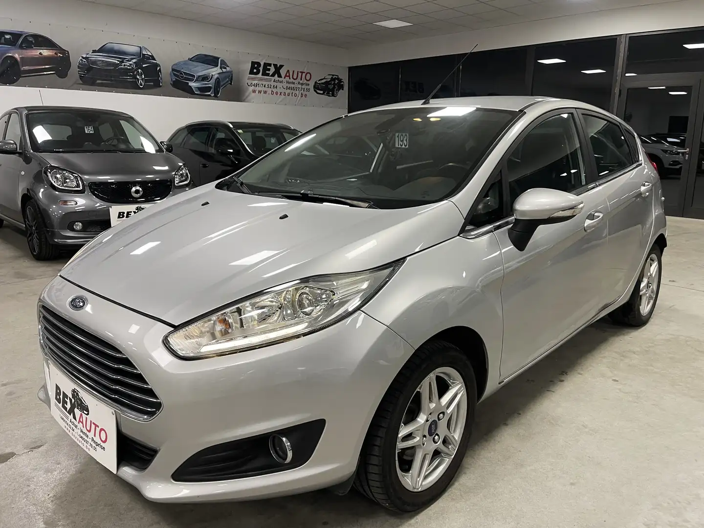 Ford Fiesta 1.0i Trend*1ERPOP*95000KM*GARANTIE12MOIS*CLIM* Gris - 1