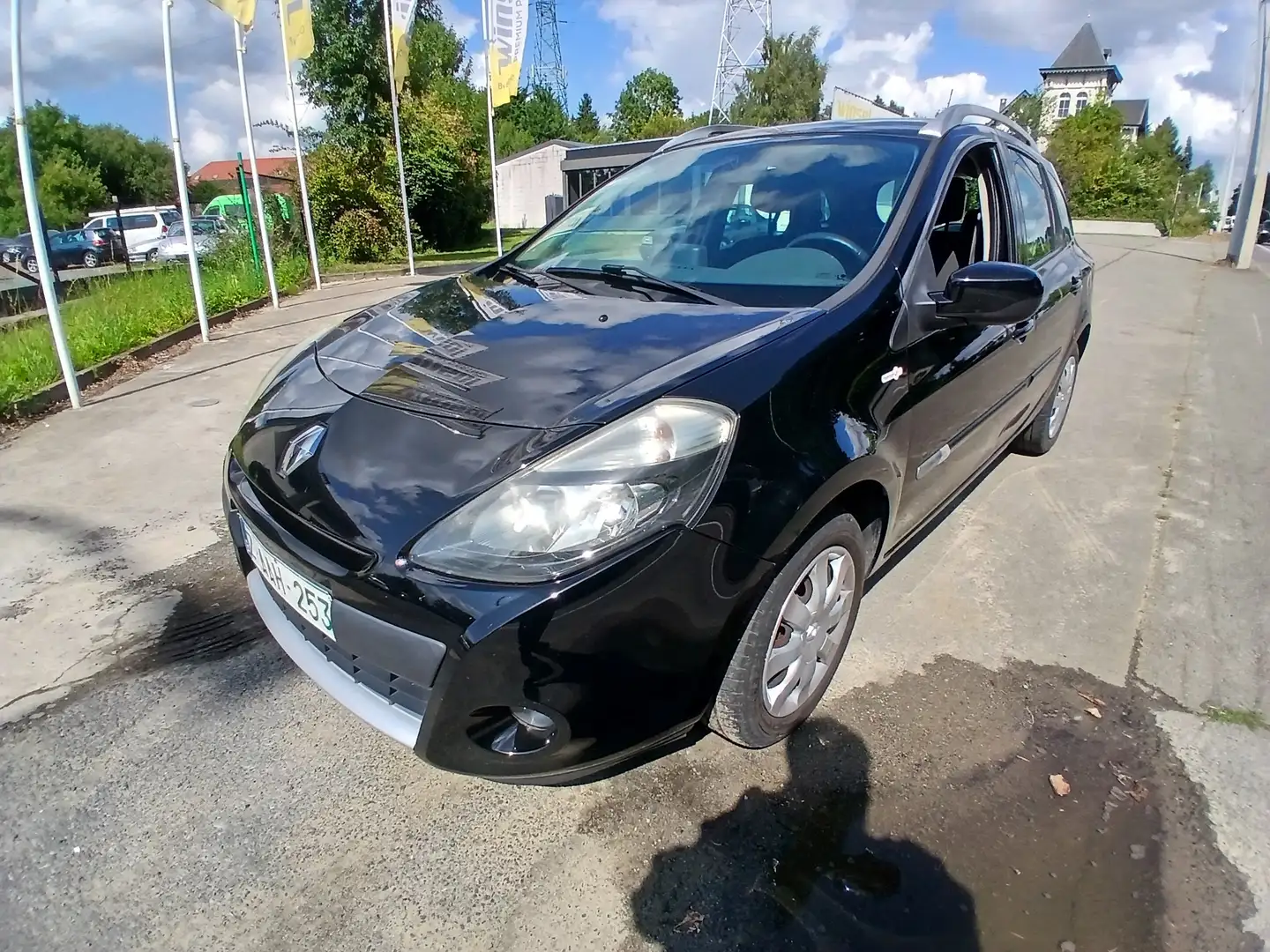 Renault Clio Clio 1.5 dCi TomTom LIVE FAP 104g. Noir - 1