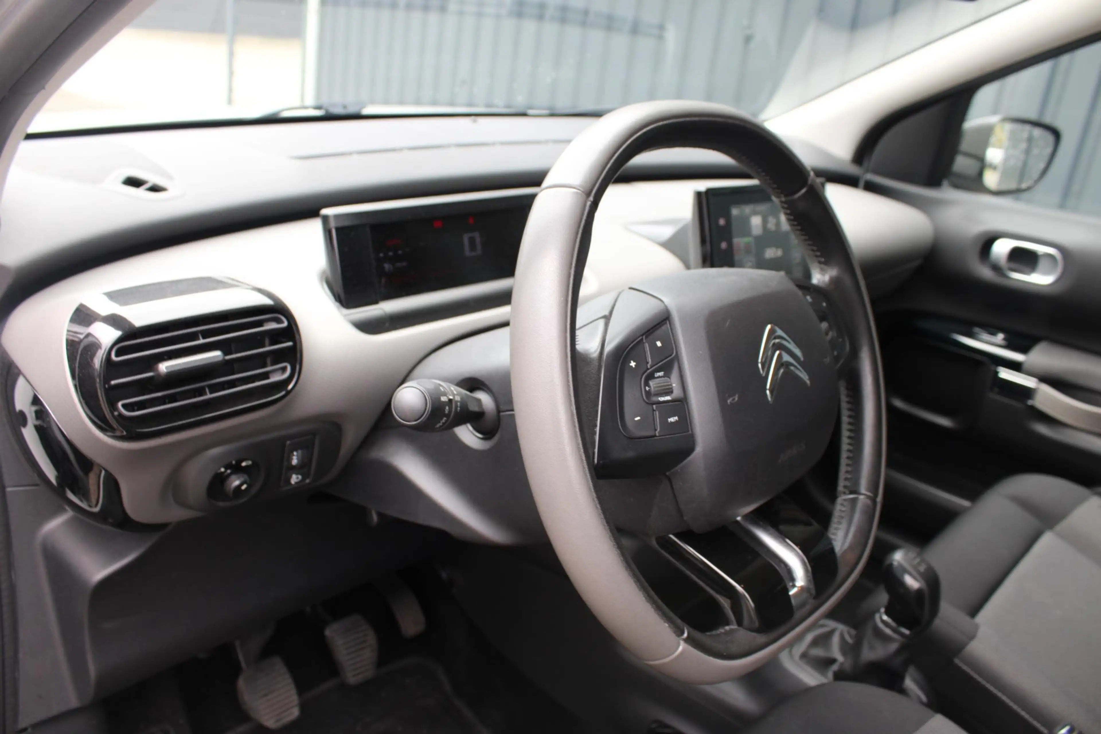 Citroen C4 Cactus 1.2 PureTech Business | Navigatie | Parkeersensore — photo 11