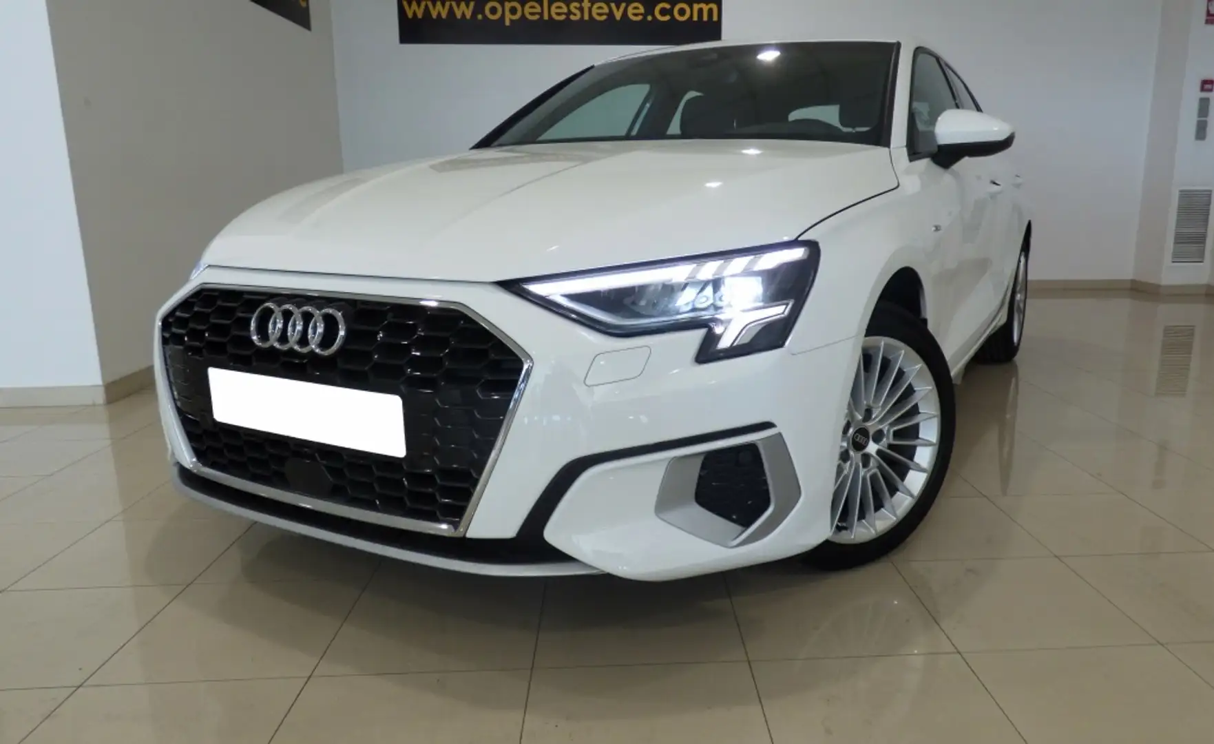 Audi A3 Sportback 30 TFSI Advanced S tronic Blanc - 2