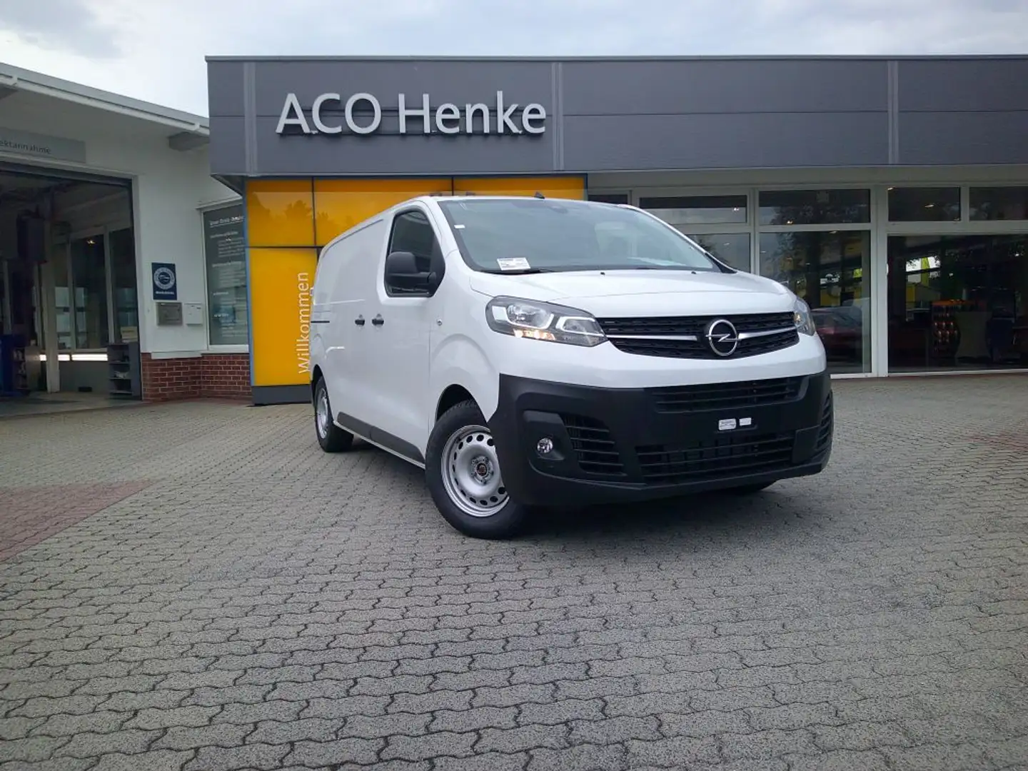 Opel Vivaro 2.0 D Cargo M Weiß - 1