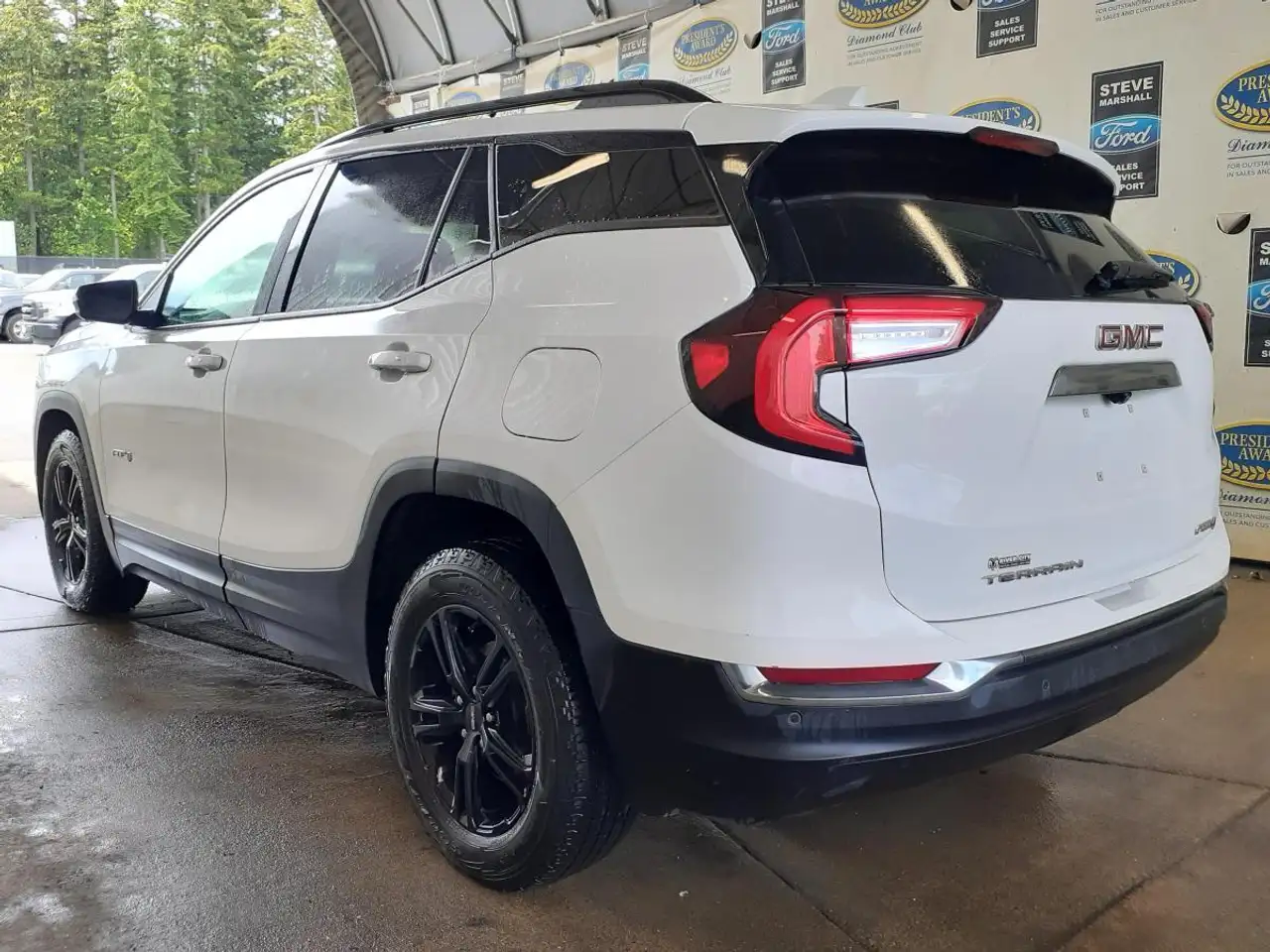 GMC Terrain снимка GMC Terrain