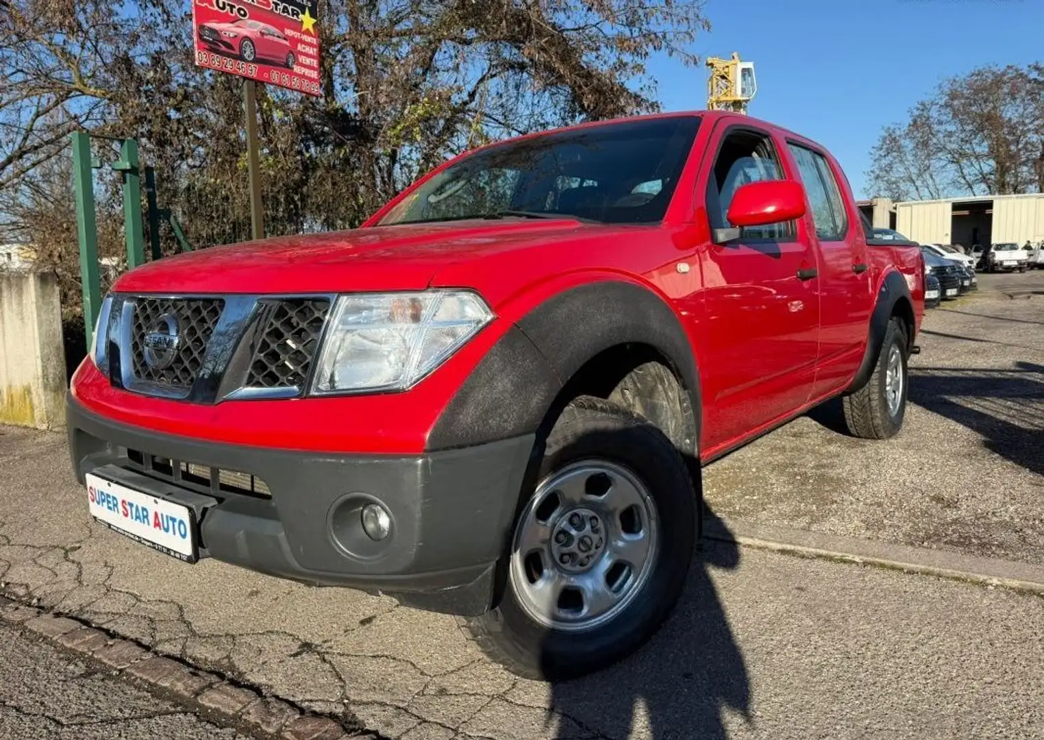 Nissan Navara 2.5l DCI 171CV KING CABINE 4X4 Rouge - 2