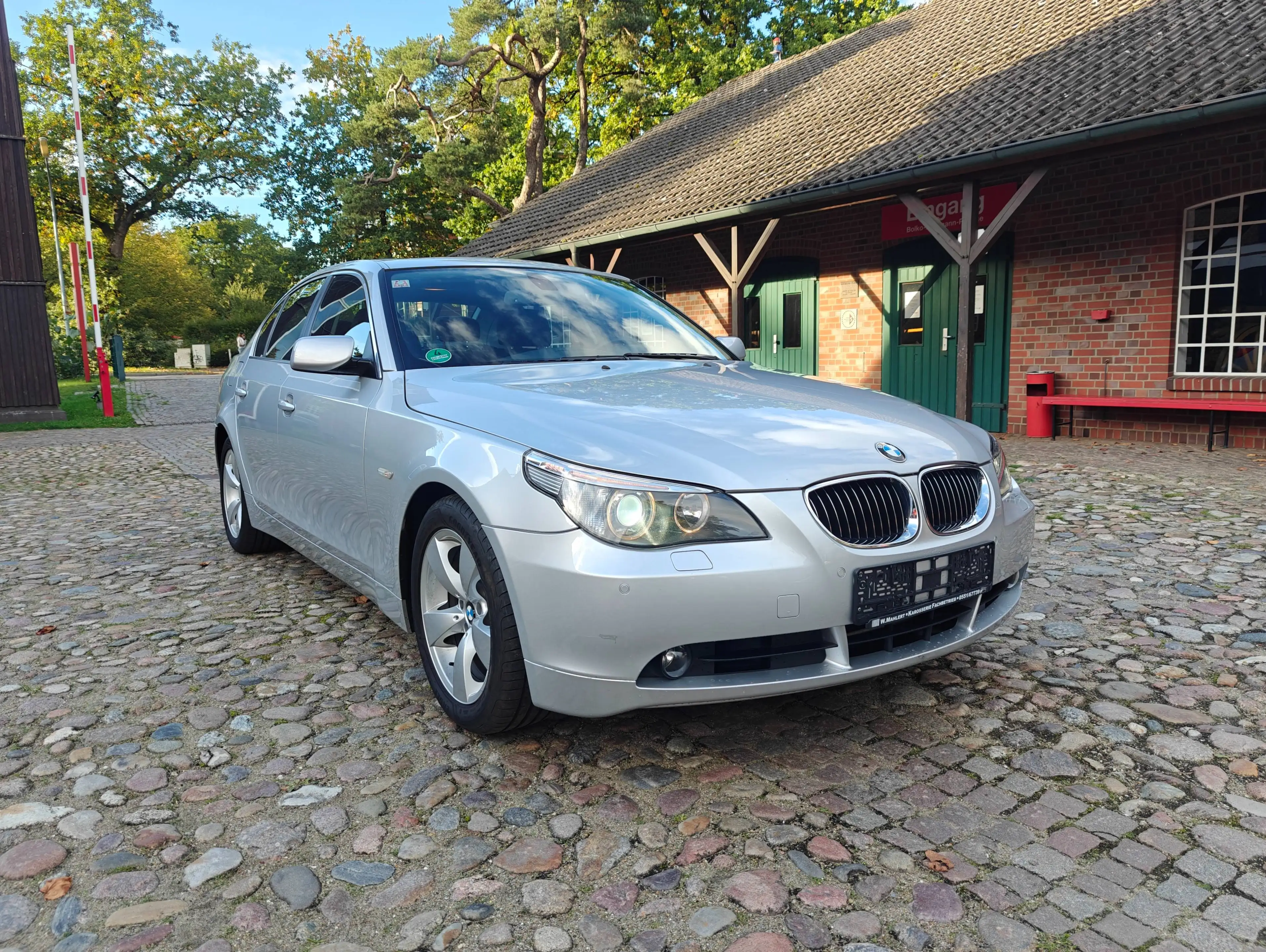 BMW 525 525 i Automatik / Klimaautomatik / SHD — photo 2