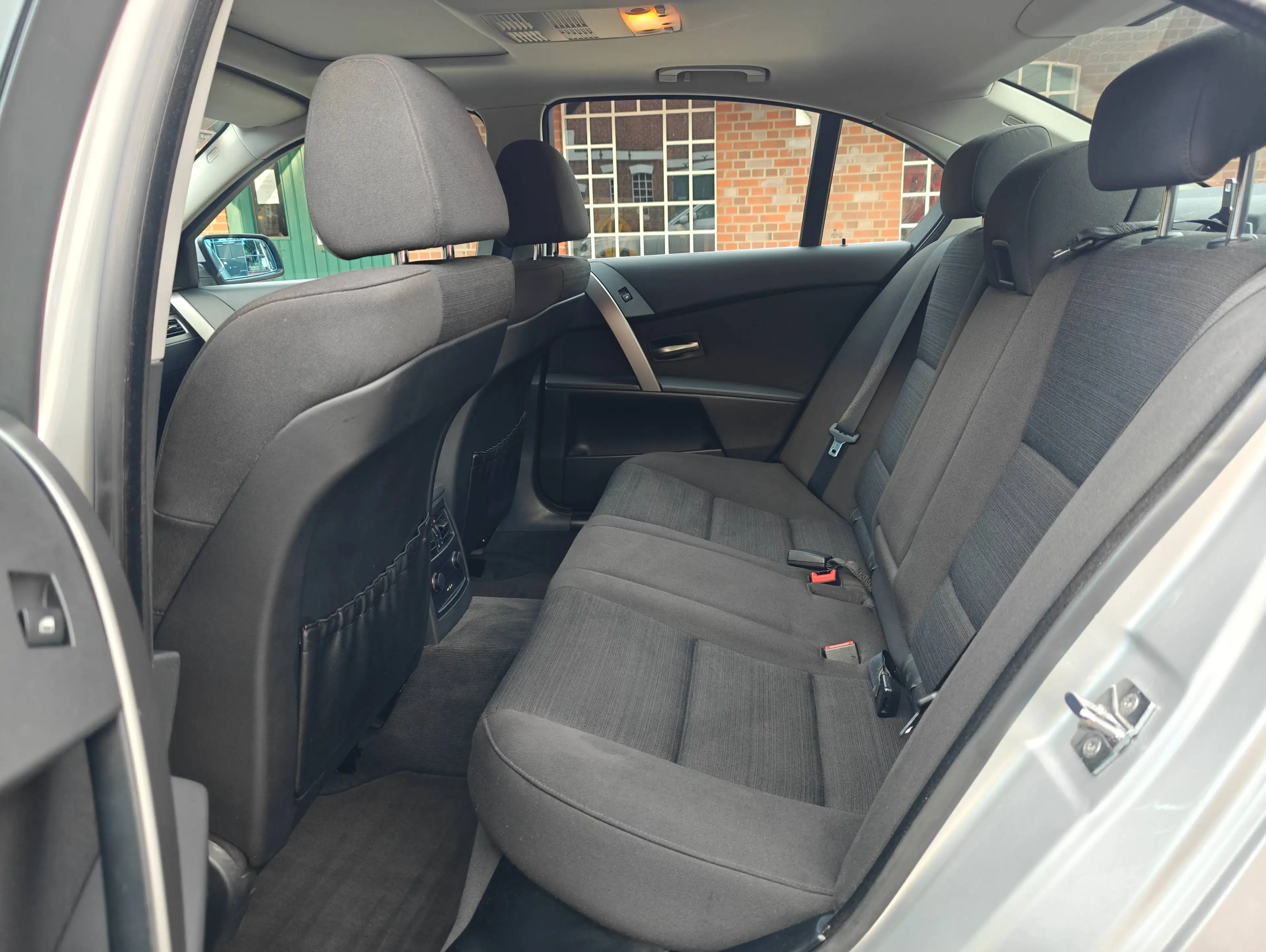 BMW 525 525 i Automatik / Klimaautomatik / SHD — photo 15