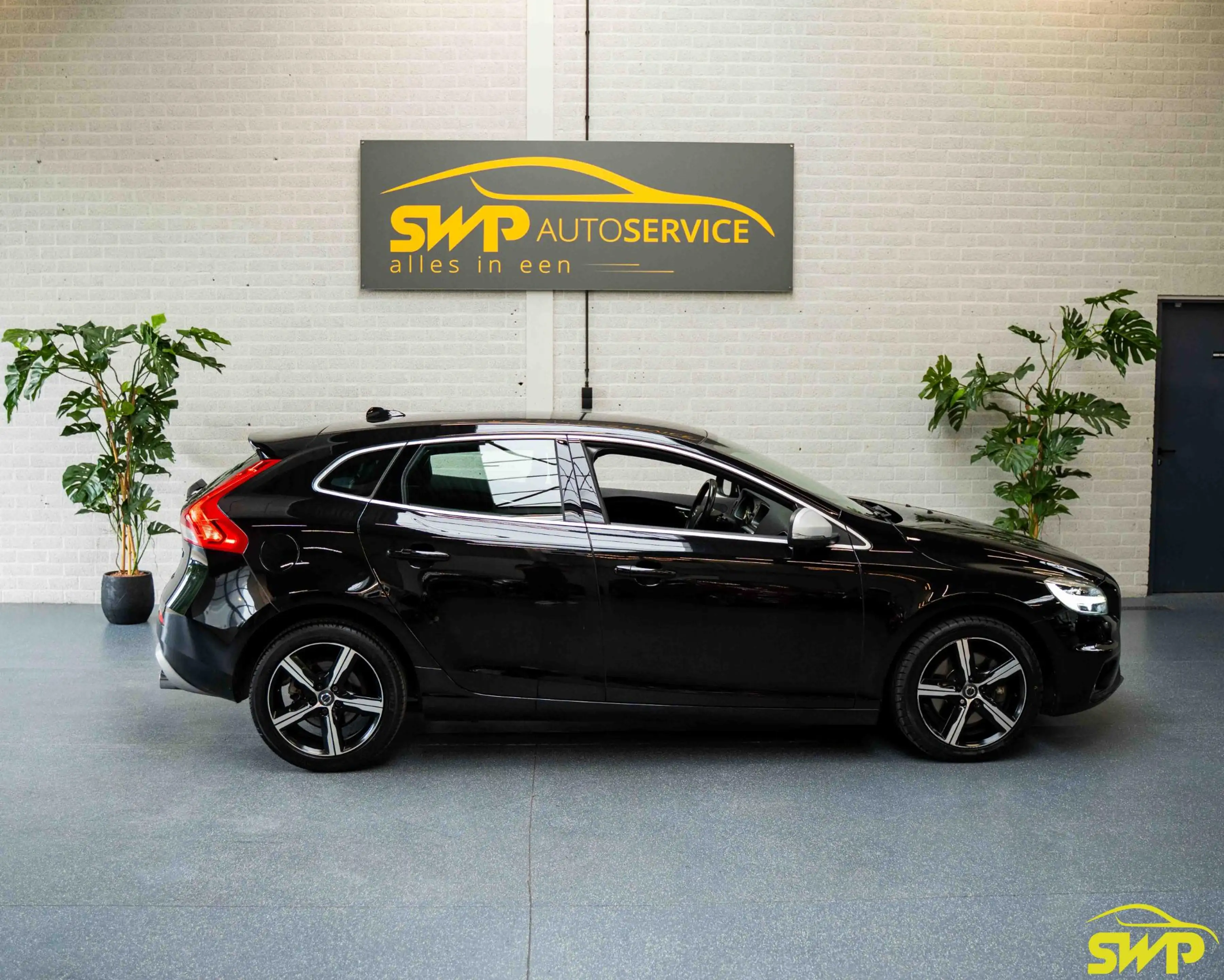 Volvo V40 2.0 T4 Business Sport | Navi | Automaat | 2.0 moto — photo 27