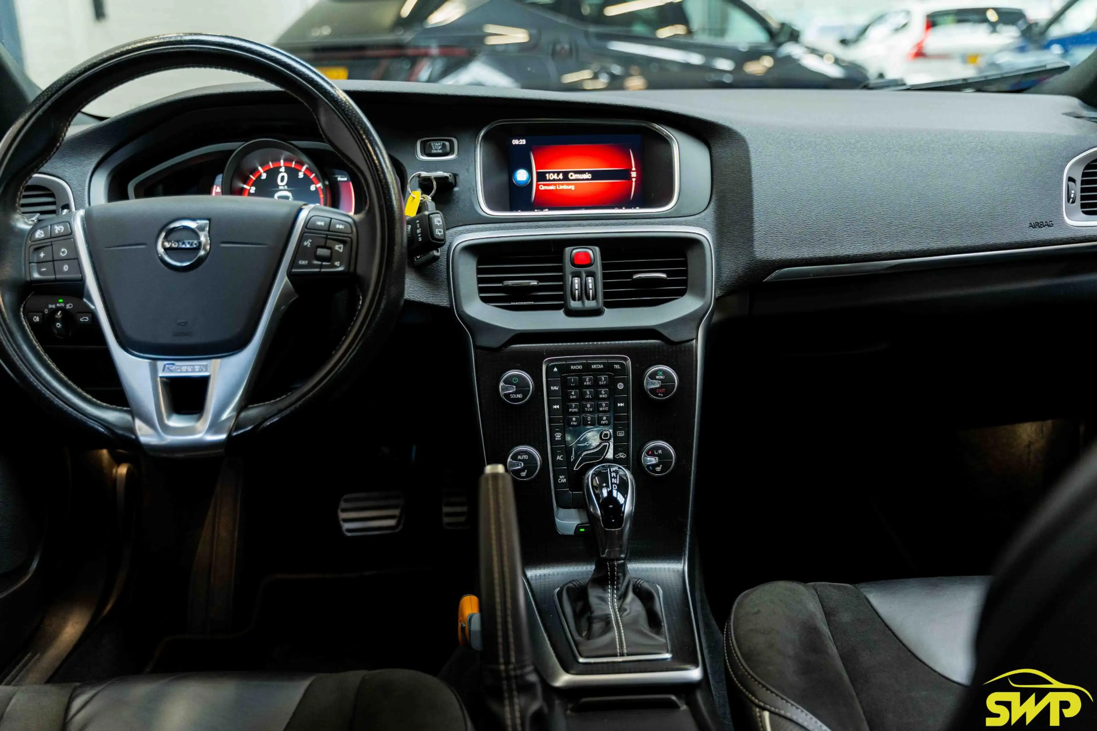 Volvo V40 2.0 T4 Business Sport | Navi | Automaat | 2.0 moto — photo 3