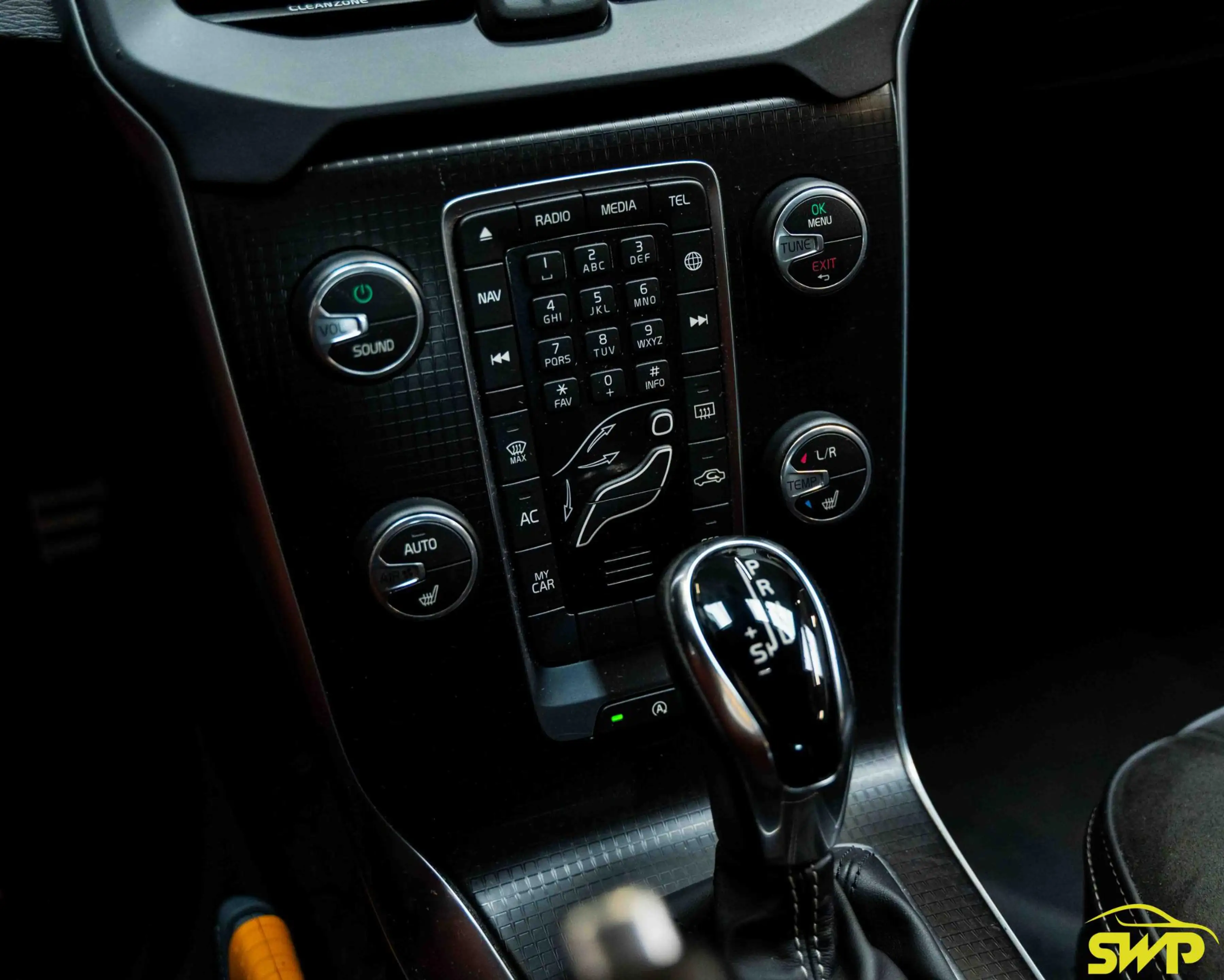 Volvo V40 2.0 T4 Business Sport | Navi | Automaat | 2.0 moto — photo 14