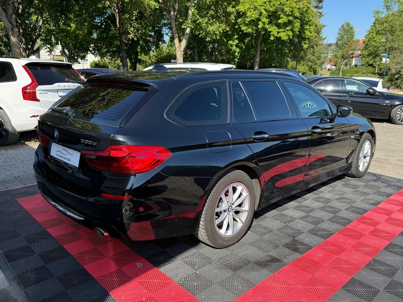 BMW 530 d LUXURY LINE*PANO*KAM*HEAD UP* — photo 11