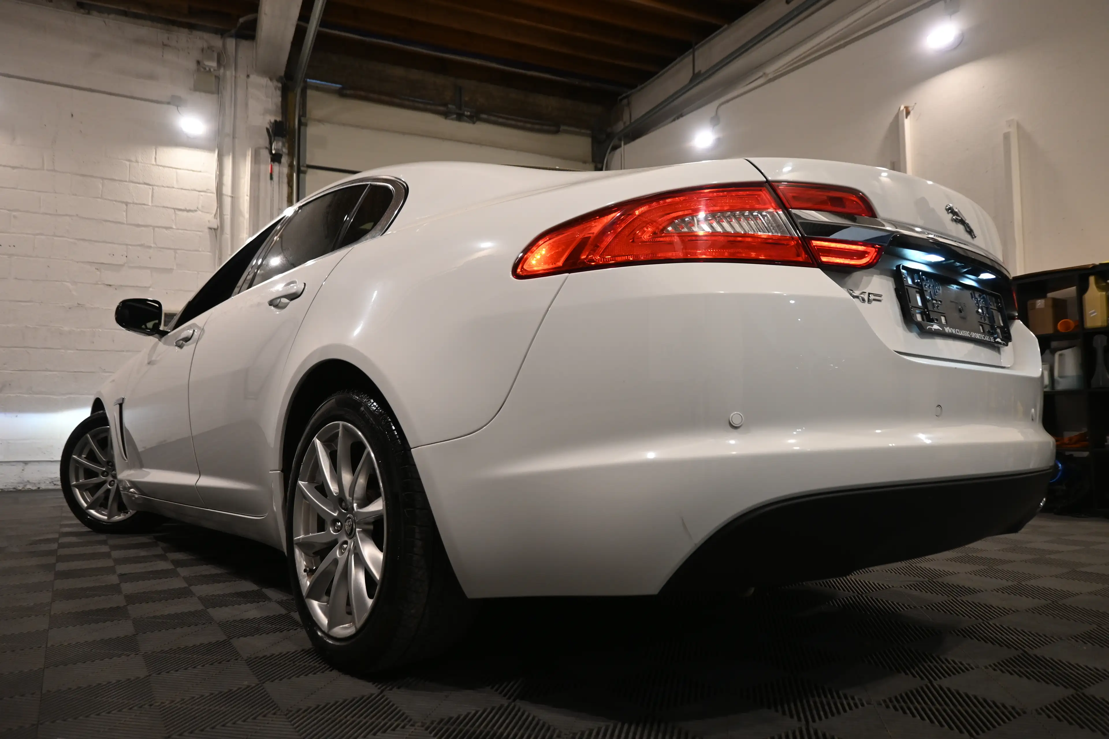 Jaguar XF XF 2.2 D PACK SPORT FACELIFT  / TOIT OUVRANT / CAMERA / XENON / FULL OPTIONS !! — photo 7