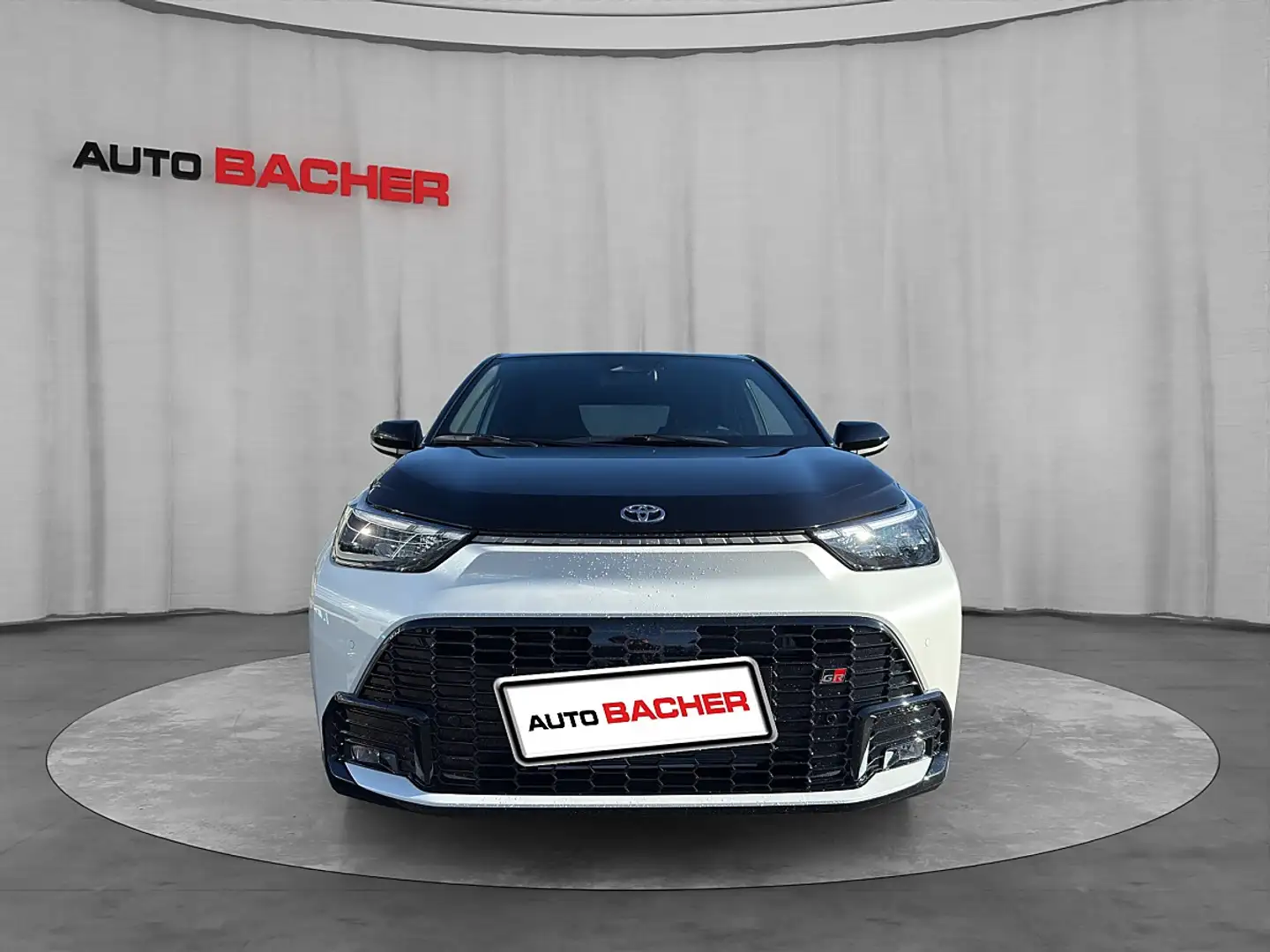 Toyota Aygo X 1,5 Hybrid Weiß - 2