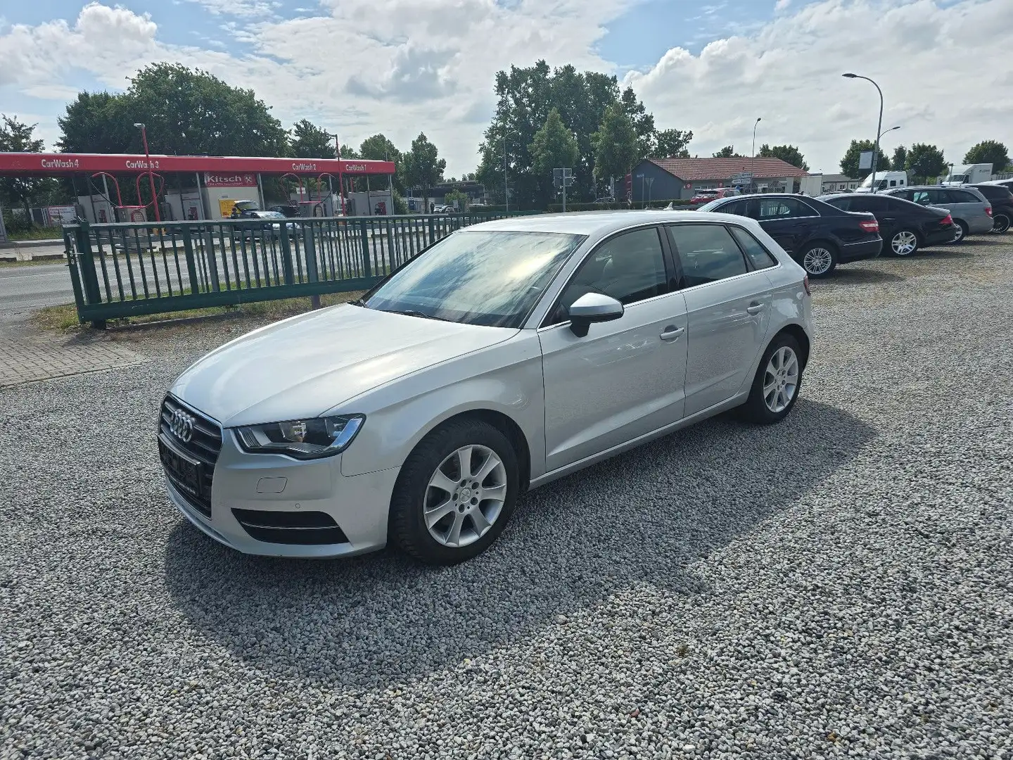 Audi A3 Sportback ambiente Silber - 1